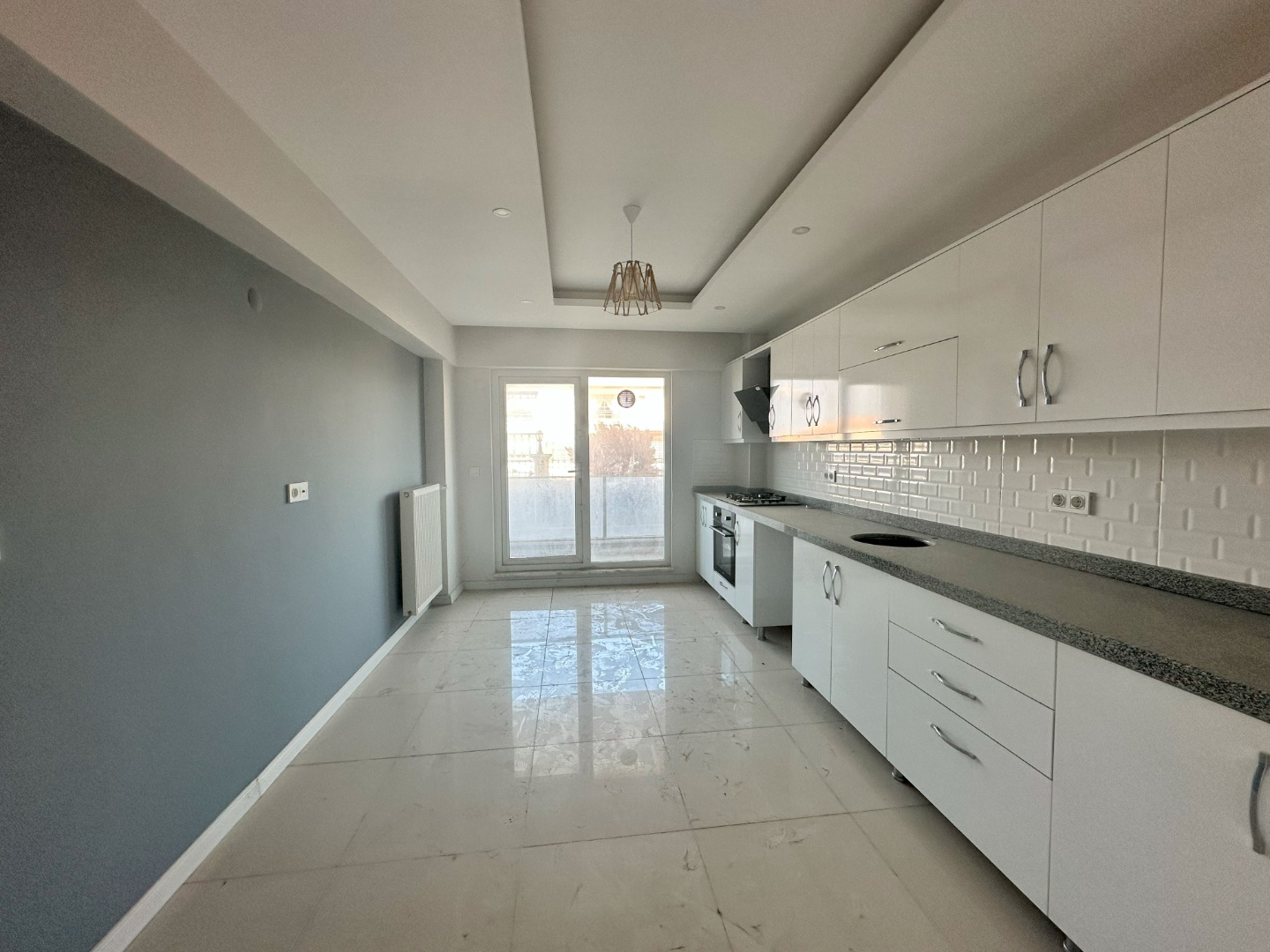 ÇANAKKALE MODERN SİTESİ, GİRİŞ KAT GENİŞ 3+1 SATILIK DAİRE! - ÇANAKKALE MERKEZ ARSLANCA KÖYÜ - undefined undefined - Thumbnail
