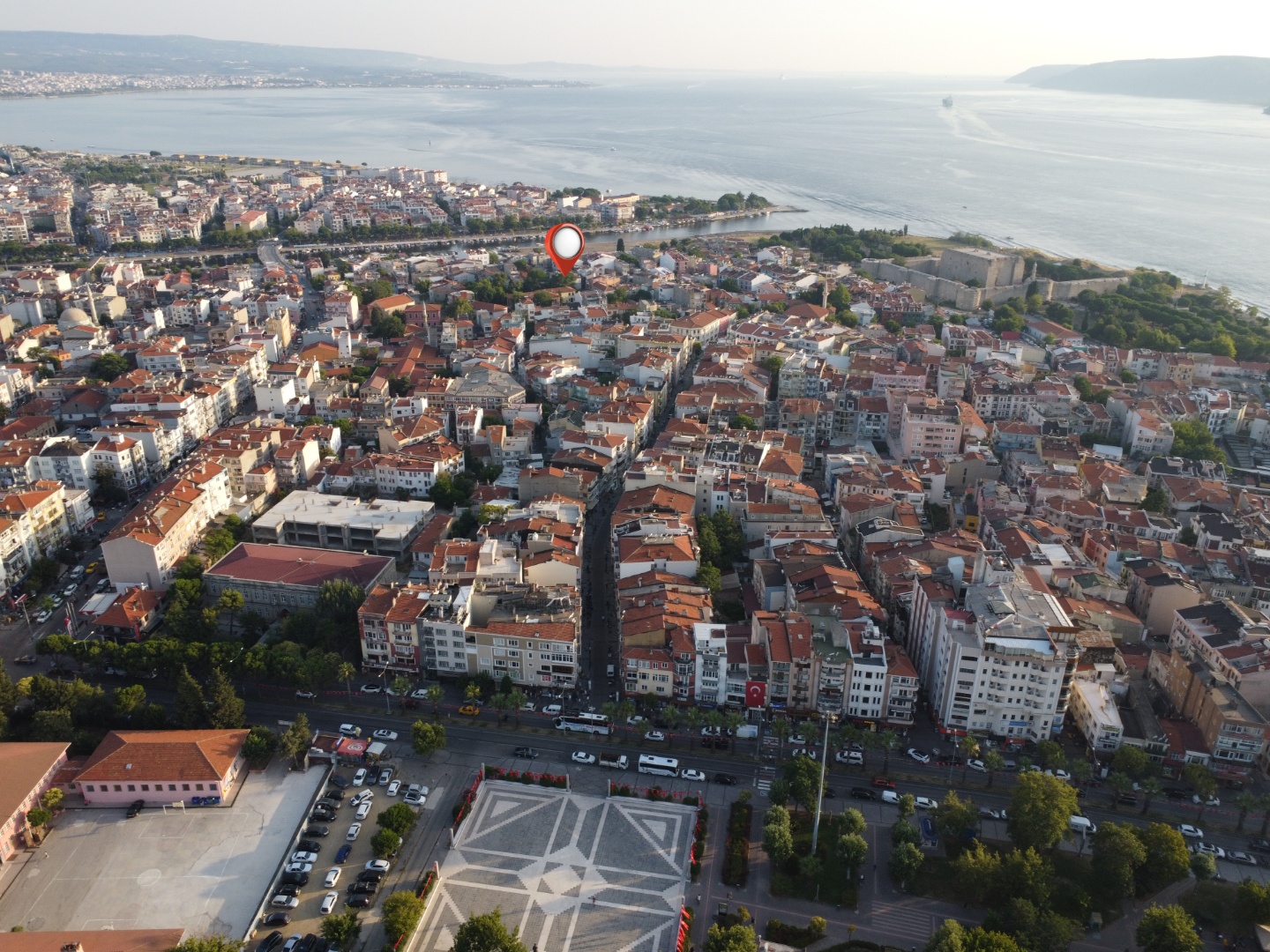 ÇANAKKALE'NİN MERKEZİNDE YATIRIMLIK 2+1 90 M2 DAİRE - ÇANAKKALE MERKEZ FEVZİPAŞA MAHALLESİ - undefined undefined - Thumbnail