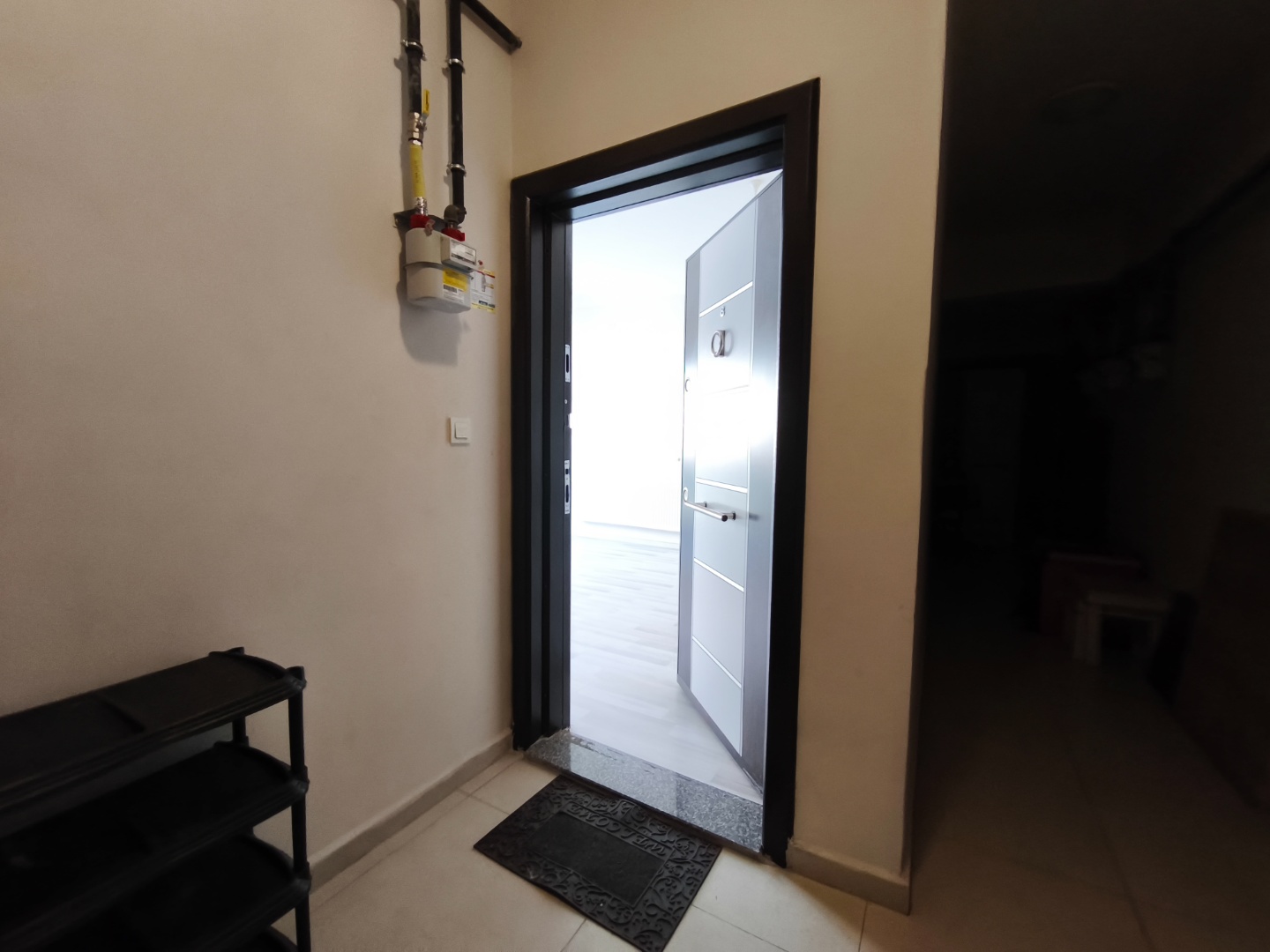 ÇANAKKALE KEPEZ'DE MERKEZİ KONUMDA KİRALIK 1+1 YENİ BOYALI DAİRE - ÇANAKKALE MERKEZ KEPEZ BELDESİ, BOĞAZKENT MAHALLESİ - undefined undefined - Thumbnail