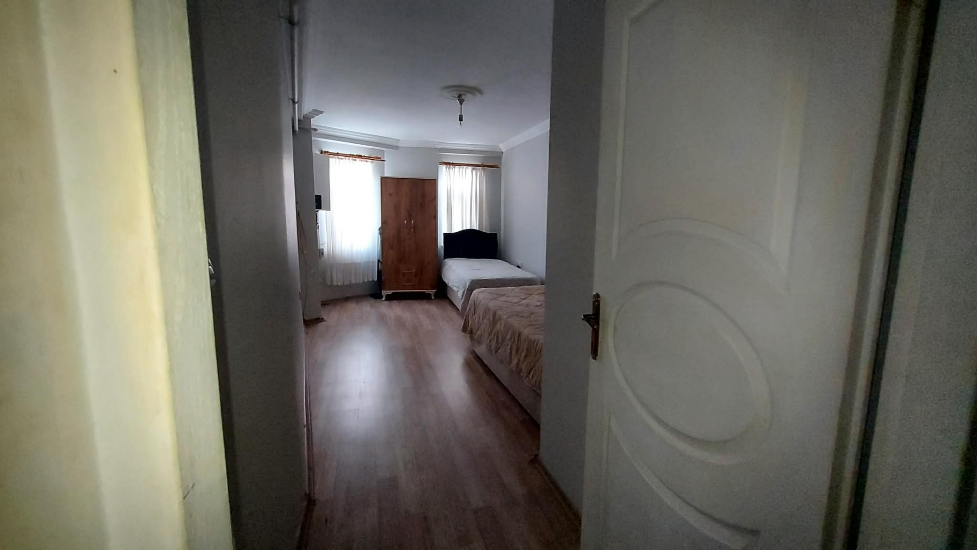 ÇANAKKALE MERKEZDE KİRALIK EŞYALI 1+1 DAİRE - ÇANAKKALE MERKEZ FEVZİPAŞA MAHALLESİ - undefined undefined - Thumbnail