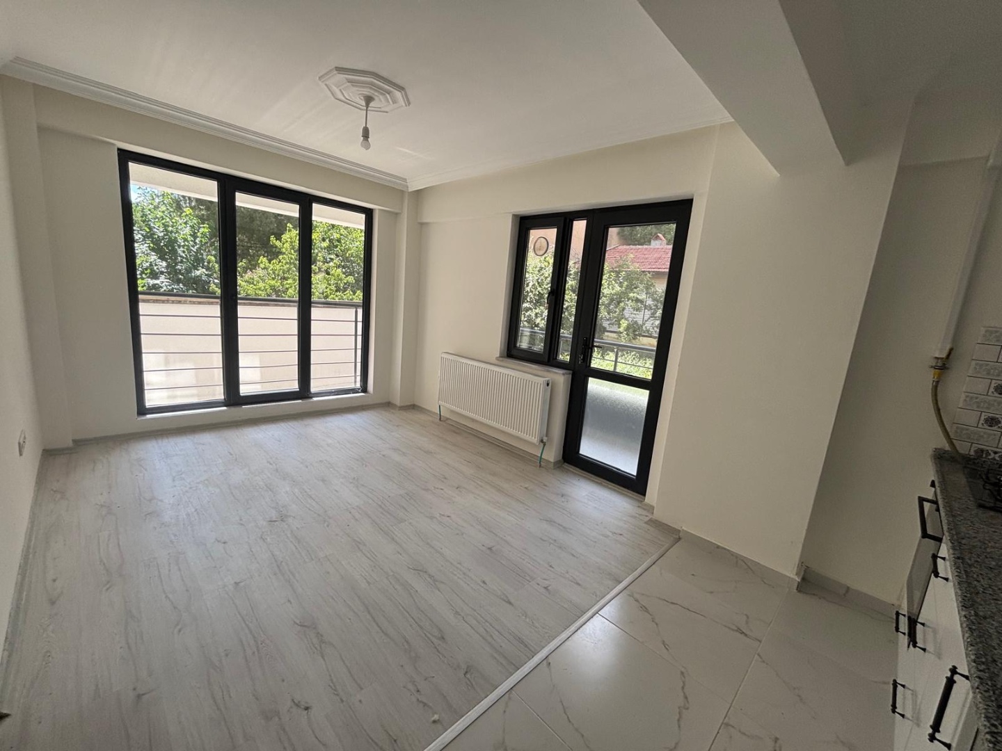 ÇANAKKALE GELİBOLU HAMZAKOY DA SATILIK 1+1 DAİRE - ÇANAKKALE GELİBOLU YAZICIZADE MAHALLESİ - undefined undefined - Thumbnail