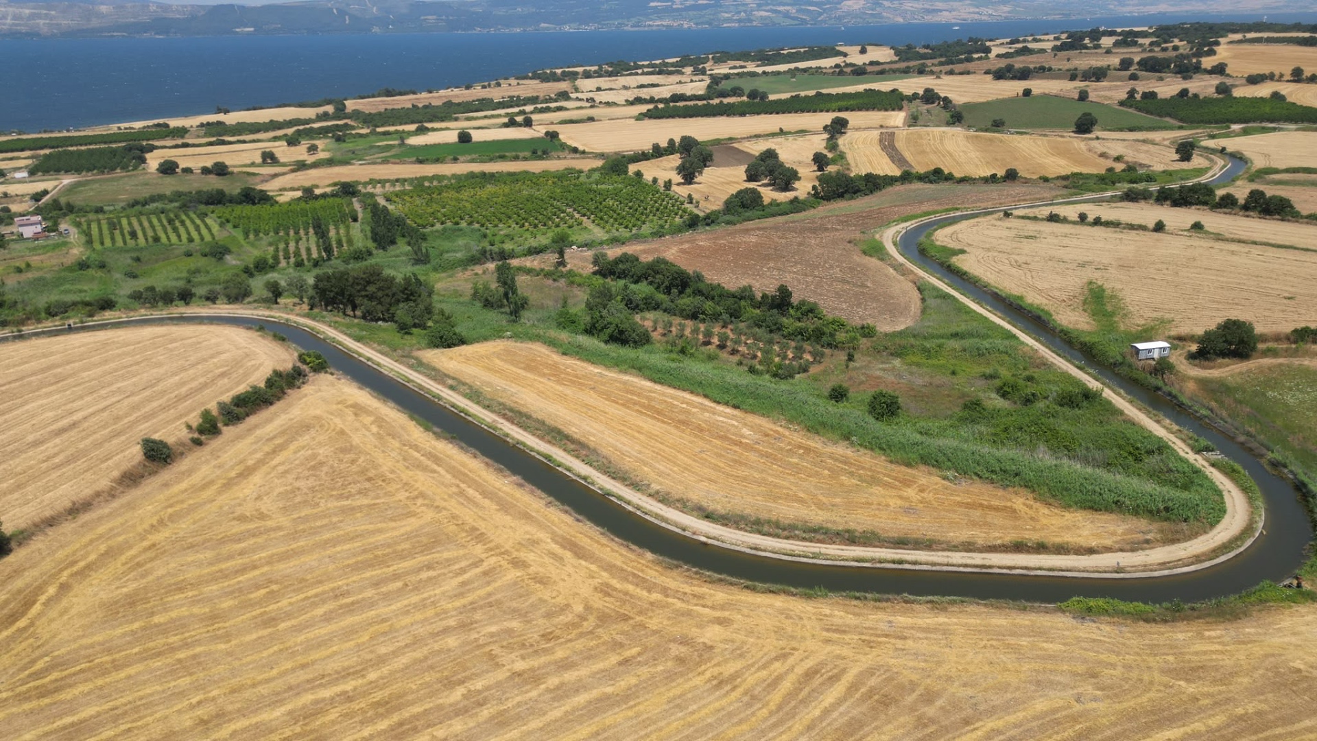 Çanakkale Lapseki Kangırlı Köyünde Yola Cepheli 11724 m2 Tarla - ÇANAKKALE LAPSEKİ KANGIRLI KÖYÜ, KUNDUZ MEVKİİ - undefined undefined - Thumbnail
