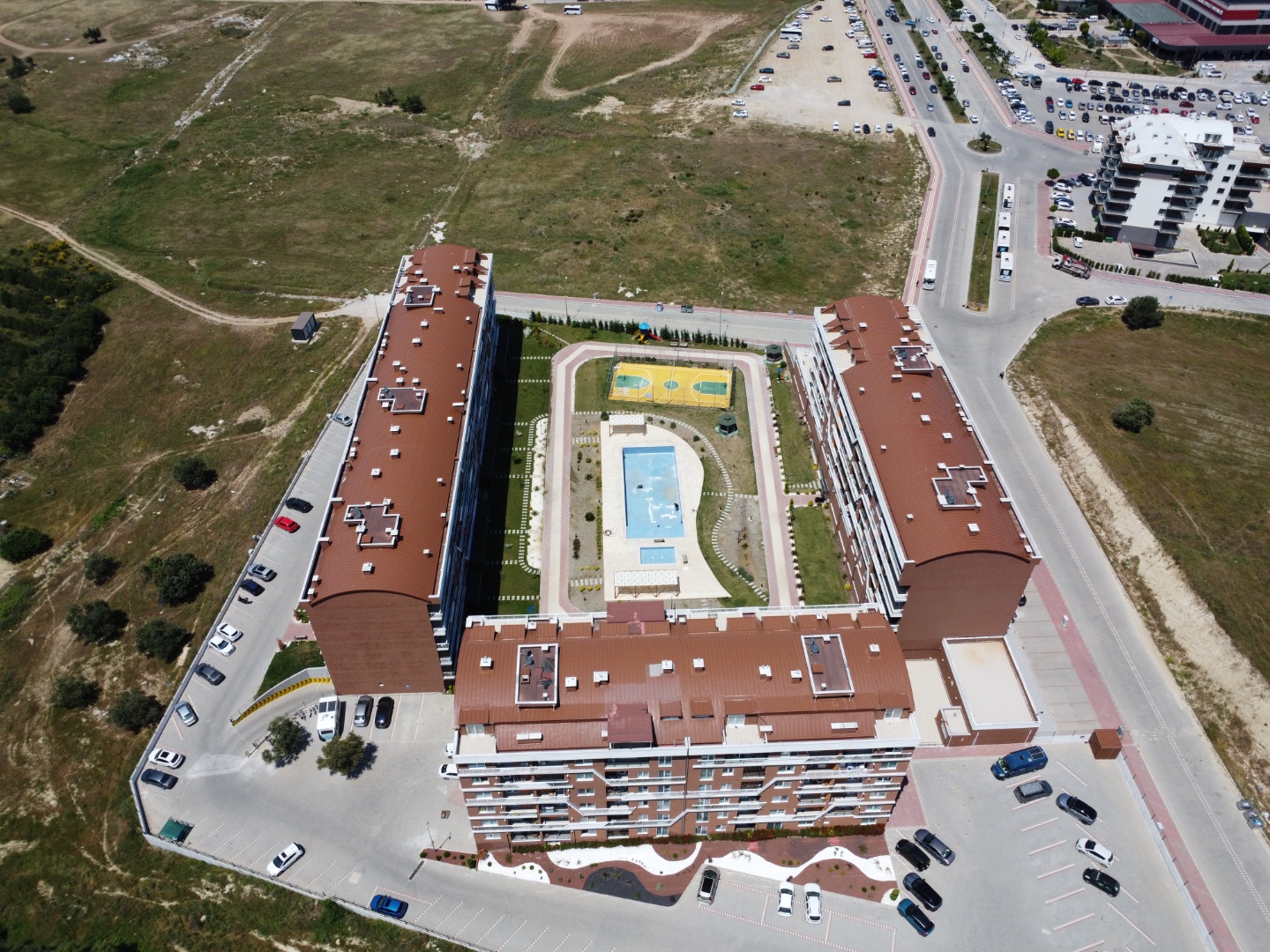 HASTANE KARŞISI KORUKENTTE ARA KAT VE KÖŞE 1+1 BOŞ DAİRE ! - ÇANAKKALE MERKEZ KEPEZ BELDESİ, HAMİDİYE MAHALLESİ - undefined undefined - Thumbnail