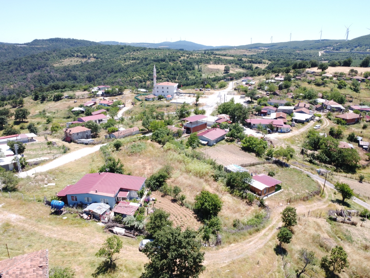 LAPSEKİ ÜÇPINARLAR KÖYÜNDE %40 İMARLI 1518 M2  SATILIK ARSA - ÇANAKKALE LAPSEKİ ÜÇPINAR KÖYÜ - undefined undefined - Thumbnail