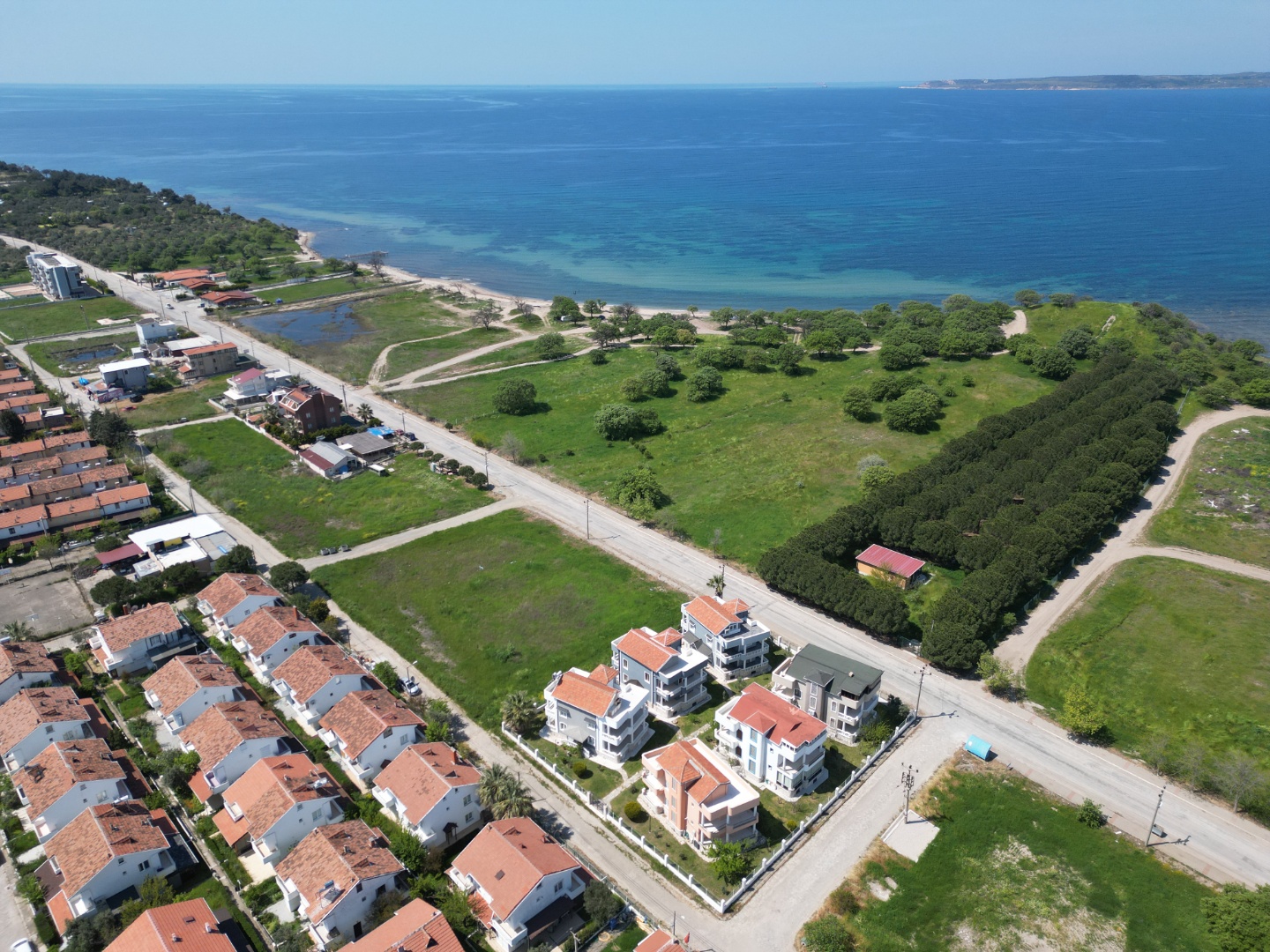 ÇANAKKALE GEYİKLİDE DENİZE YAKIN 5,946 M2 SATILIK ARSA - ÇANAKKALE EZİNE GEYİKLİ BELDESİ, HÜRRİYET MAHALLESİ - undefined undefined - Thumbnail