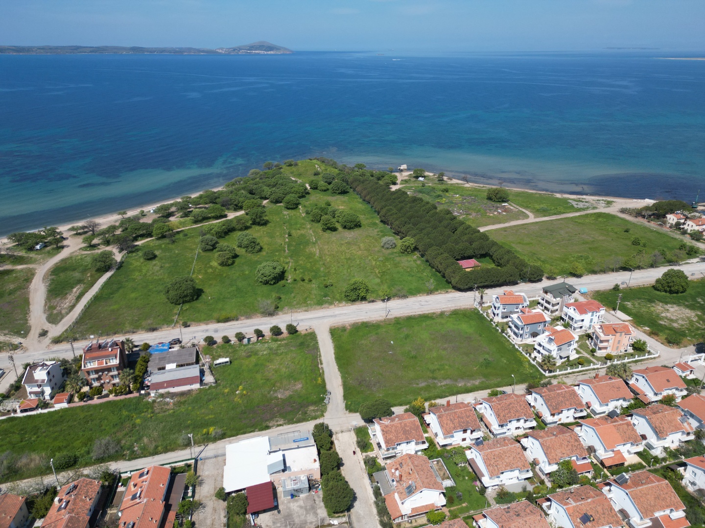 ÇANAKKALE GEYİKLİDE DENİZE YAKIN 5,946 M2 SATILIK ARSA - ÇANAKKALE EZİNE GEYİKLİ BELDESİ, HÜRRİYET MAHALLESİ - undefined undefined - Thumbnail