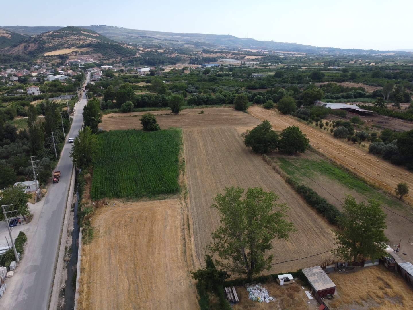 IŞIKLAR KÖYÜ ANAYOL KENARI SATILIK 472 M2 TİCARETHANE VE ARAZİ ! - ÇANAKKALE MERKEZ IŞIKLAR KÖYÜ - undefined undefined - Thumbnail