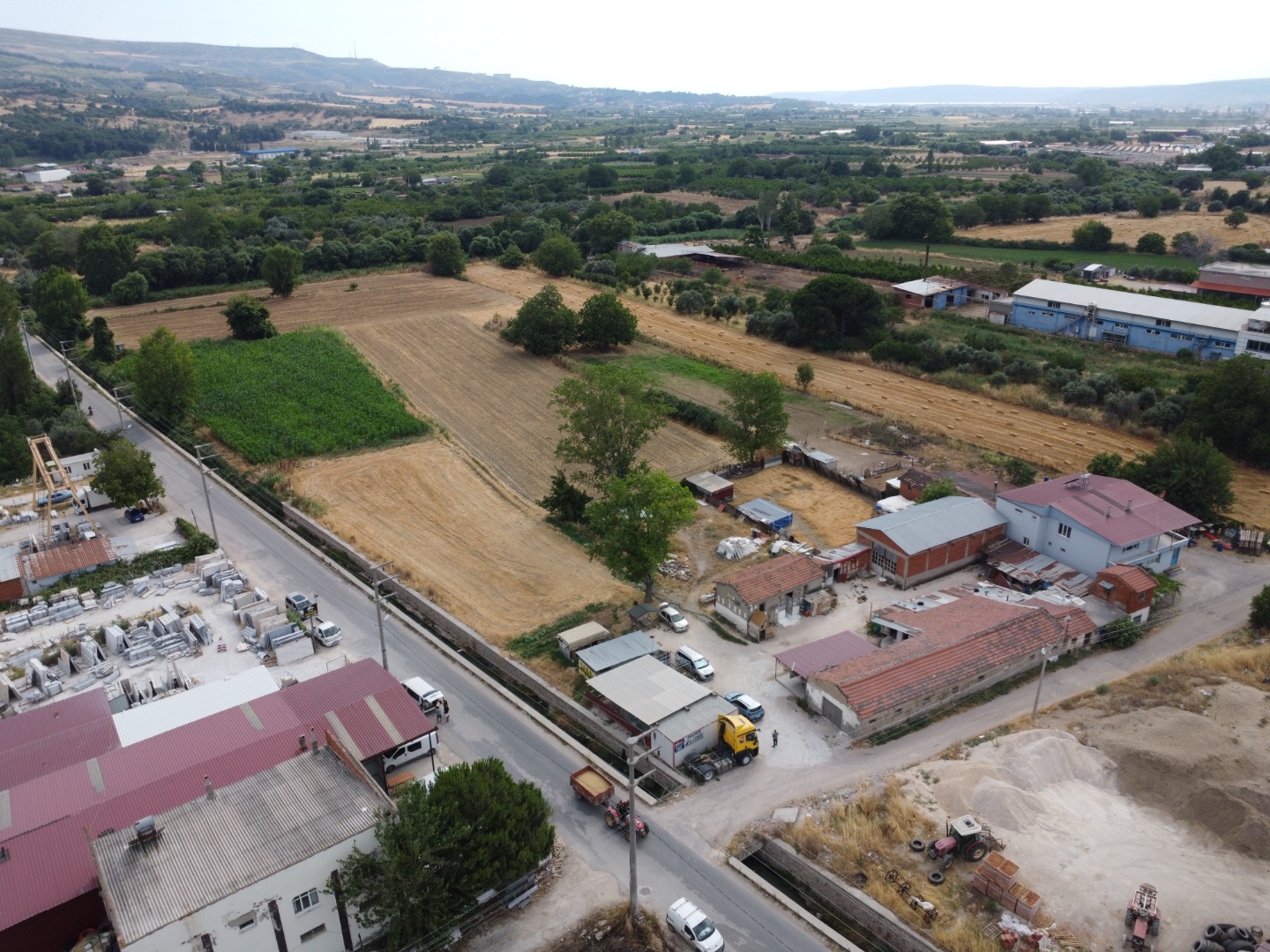 IŞIKLAR KÖYÜ ANAYOL KENARI SATILIK 472 M2 TİCARETHANE VE ARAZİ ! - ÇANAKKALE MERKEZ IŞIKLAR KÖYÜ - undefined undefined - Thumbnail