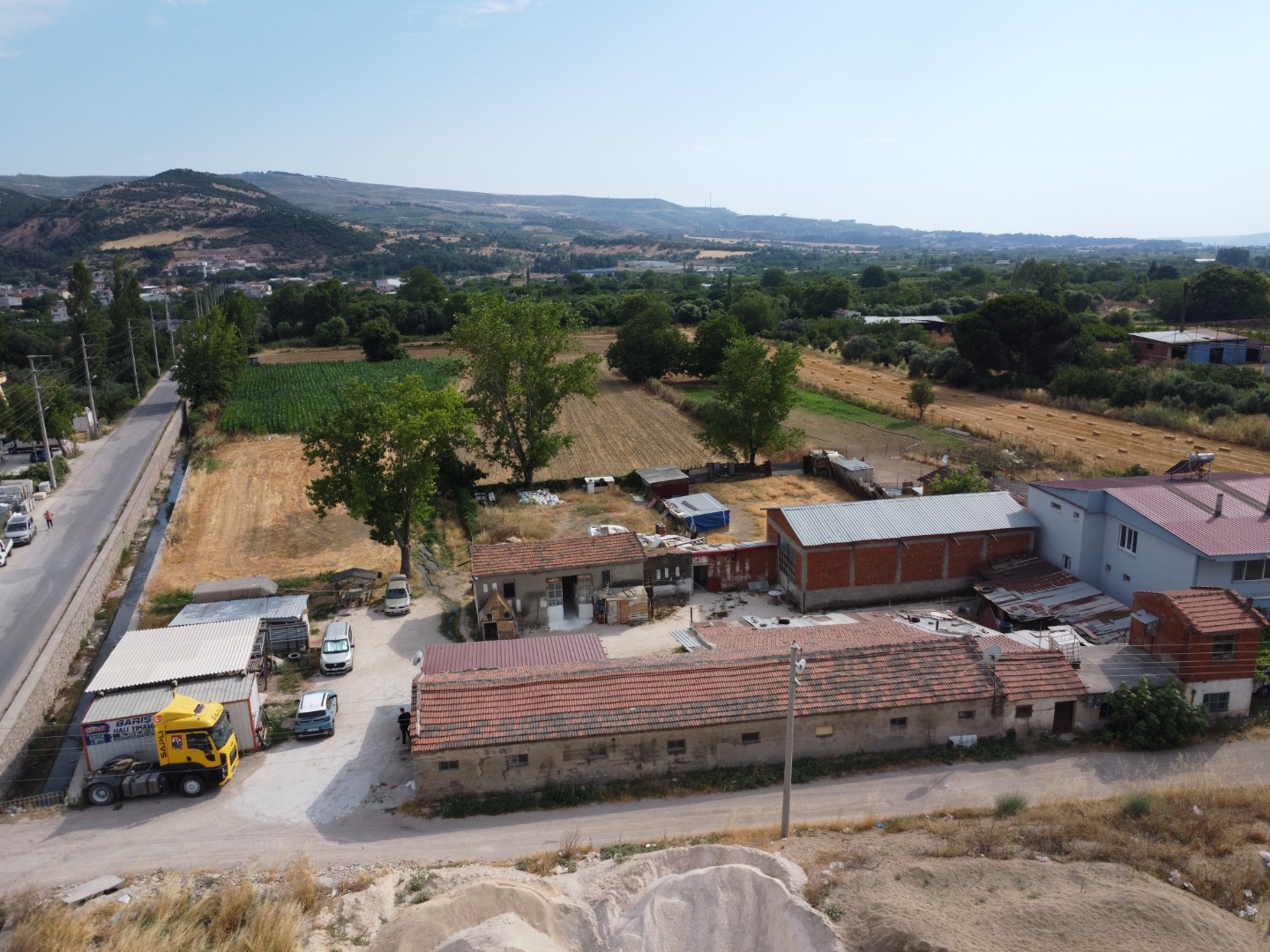 IŞIKLAR KÖYÜ ANAYOL KENARI SATILIK 472 M2 TİCARETHANE VE ARAZİ ! - ÇANAKKALE MERKEZ IŞIKLAR KÖYÜ - undefined undefined - Thumbnail