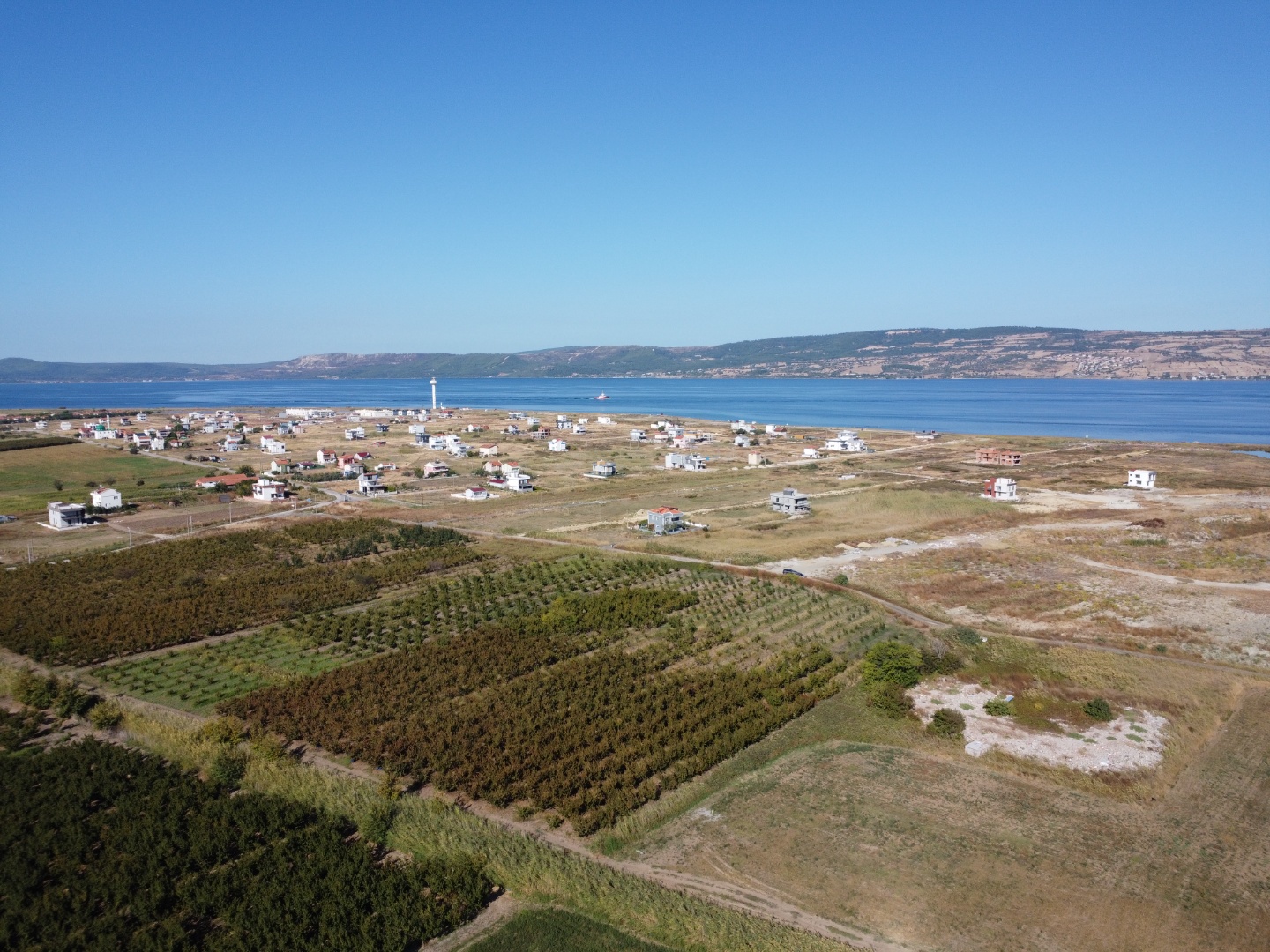 UMURBEY SAHİLDE %25 2 KAT VİLLA İMARLI 315 M2 SATILIK ARSA ! - ÇANAKKALE LAPSEKİ UMURBEY BELDESİ, UMURBEY MERKEZ MAHALLESİ - undefined undefined - Thumbnail