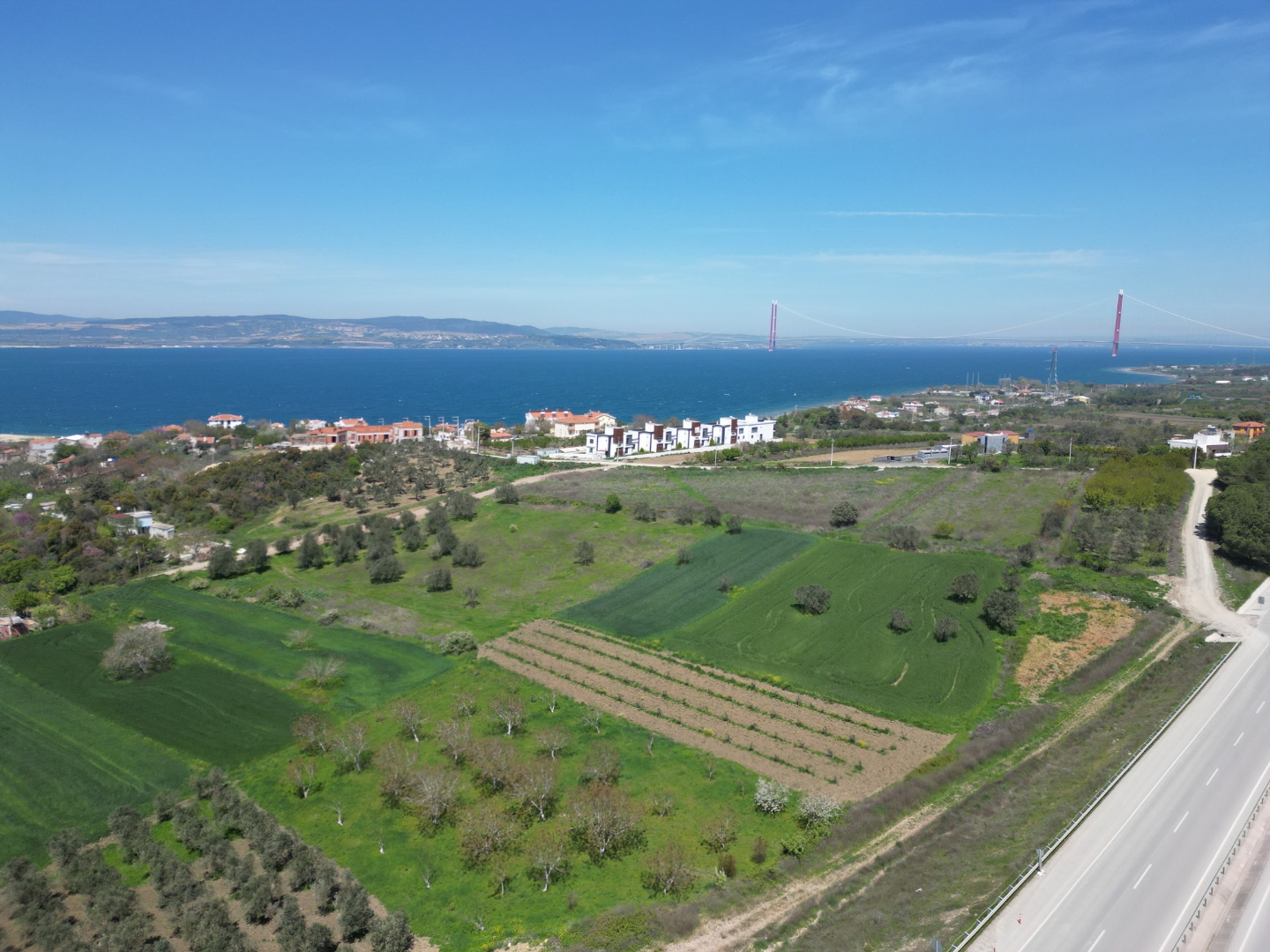 ÇANAKKALE LAPSEKİ SULUCA'DA SATILIK 497M2 KÖYİÇİ İMARLI ARSA - ÇANAKKALE LAPSEKİ SULUCA KÖYÜ - undefined undefined - Thumbnail