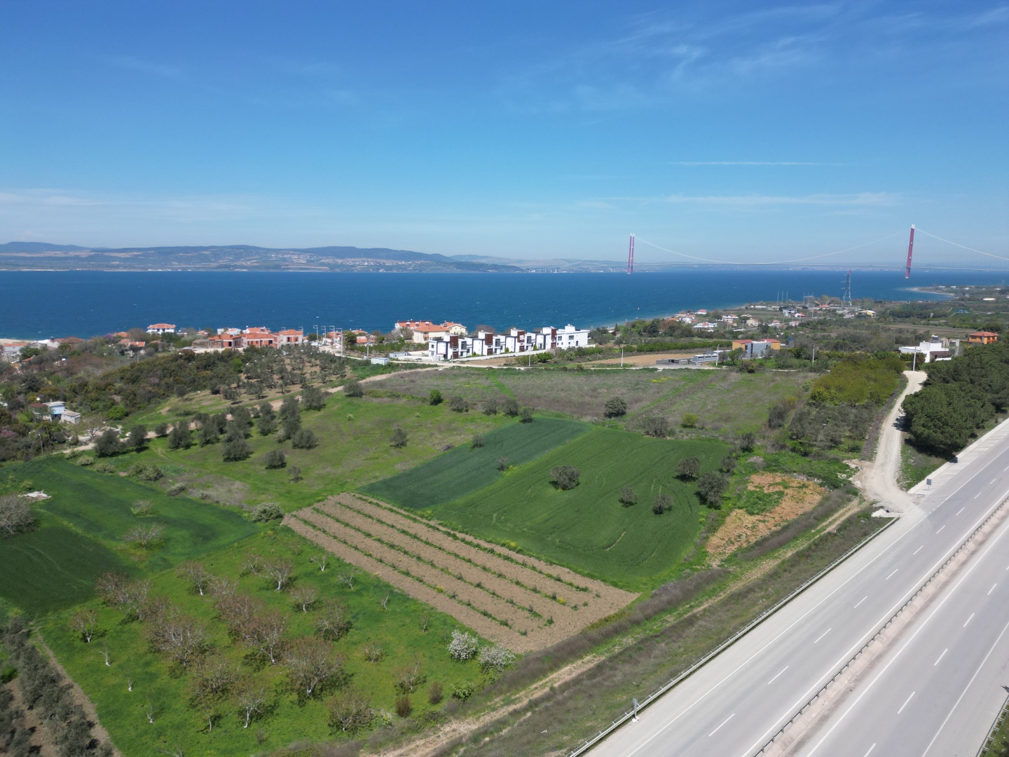 ÇANAKKALE LAPSEKİ SULUCA'DA SATILIK 497M2 KÖYİÇİ İMARLI ARSA - ÇANAKKALE LAPSEKİ SULUCA KÖYÜ - undefined undefined - Thumbnail