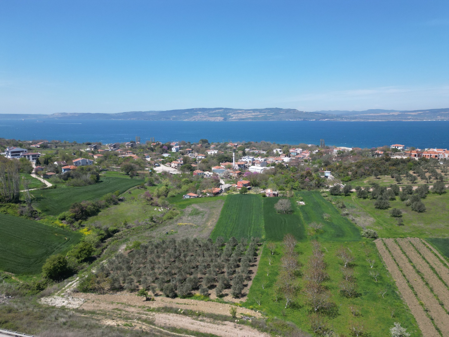 ÇANAKKALE LAPSEKİ SULUCA'DA SATILIK 497M2 KÖYİÇİ İMARLI ARSA - ÇANAKKALE LAPSEKİ SULUCA KÖYÜ - undefined undefined - Thumbnail