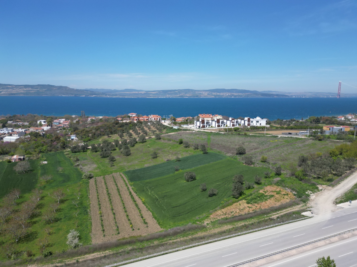 ÇANAKKALE LAPSEKİ SULUCA'DA SATILIK 497M2 KÖYİÇİ İMARLI ARSA - ÇANAKKALE LAPSEKİ SULUCA KÖYÜ - undefined undefined - Thumbnail