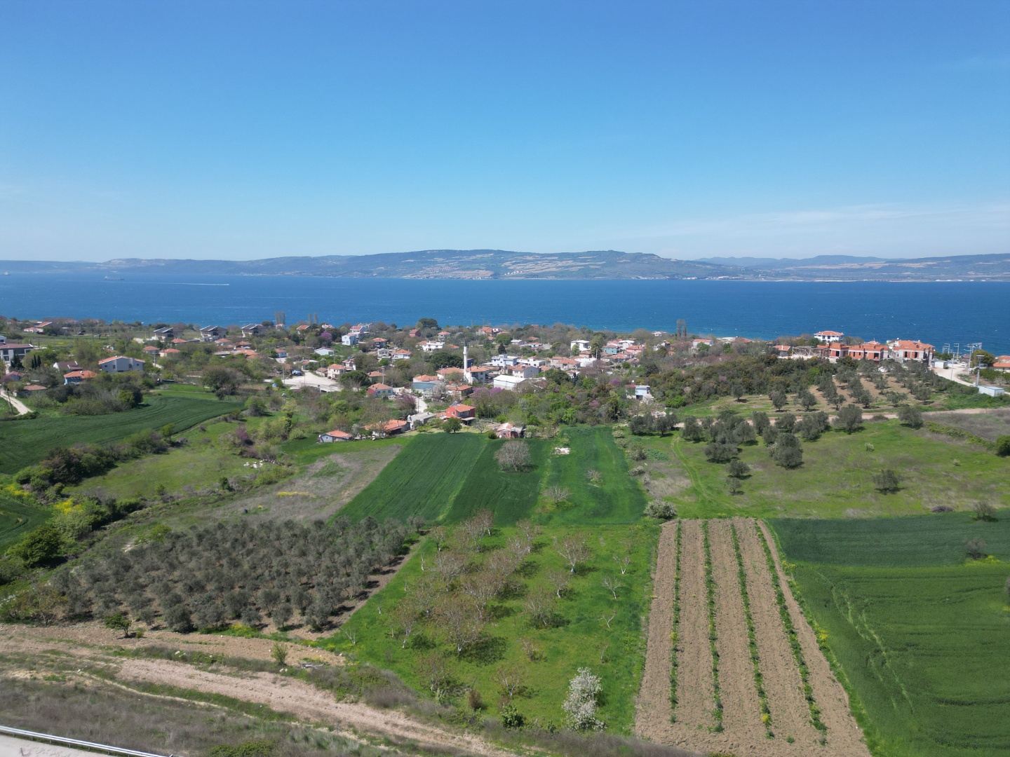 ÇANAKKALE LAPSEKİ SULUCA'DA SATILIK 497M2 KÖYİÇİ İMARLI ARSA - ÇANAKKALE LAPSEKİ SULUCA KÖYÜ - undefined undefined - Thumbnail