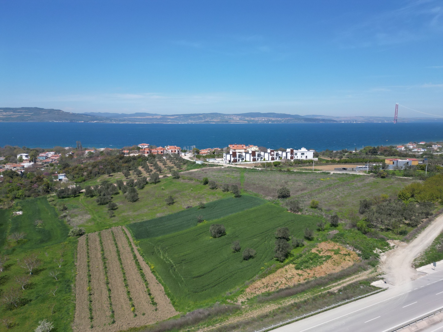 ÇANAKKALE LAPSEKİ SULUCA'DA SATILIK 497M2 KÖYİÇİ İMARLI ARSA - ÇANAKKALE LAPSEKİ SULUCA KÖYÜ - undefined undefined - Thumbnail