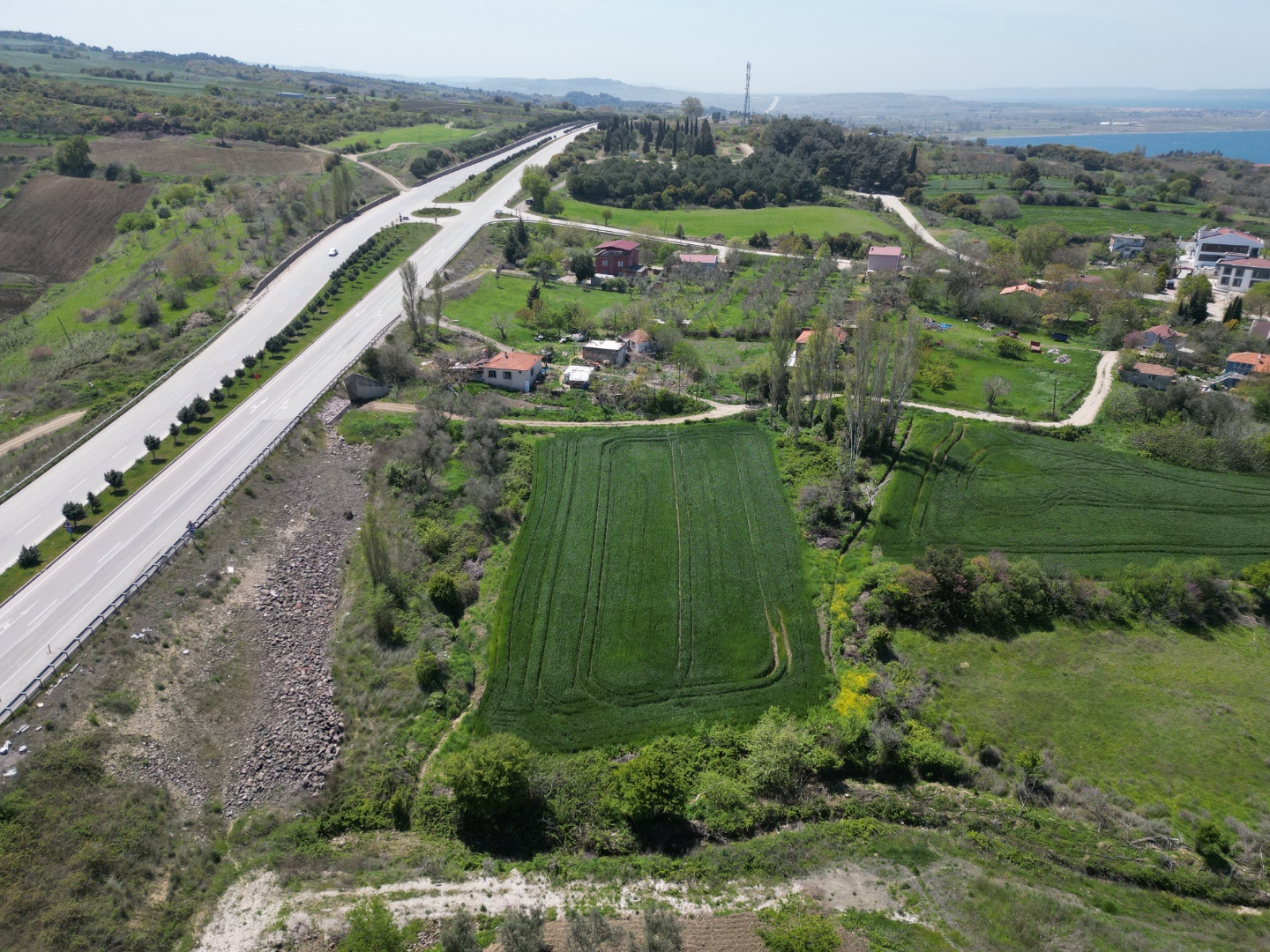 ÇANAKKALE LAPSEKİ SULUCA'DA SATILIK 497M2 KÖYİÇİ İMARLI ARSA - ÇANAKKALE LAPSEKİ SULUCA KÖYÜ - undefined undefined - Thumbnail