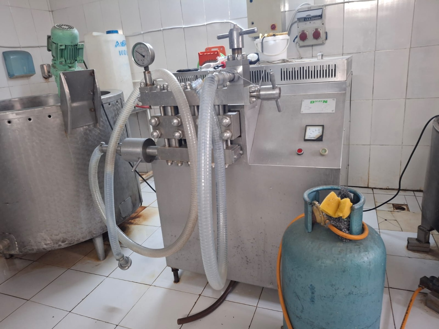 ÇANAKKALE MERKEZ FEVZİPAŞA MAH. | 180 M² | SÜT VE SÜT ÜRÜNLERİ İMALATI RUHSATLI | DÜŞÜK KİRA - ÇANAKKALE MERKEZ FEVZİPAŞA MAHALLESİ - undefined undefined - Thumbnail