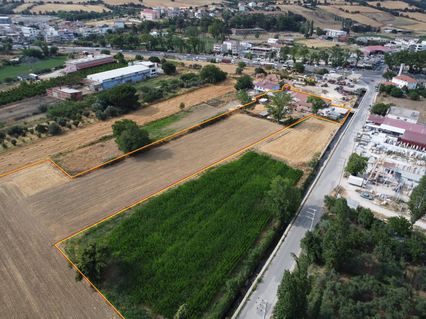IŞIKLAR KÖYÜ ANAYOL KENARI SATILIK 472 M2 TİCARETHANE VE ARAZİ ! - ÇANAKKALE MERKEZ IŞIKLAR KÖYÜ - undefined undefined - Thumbnail