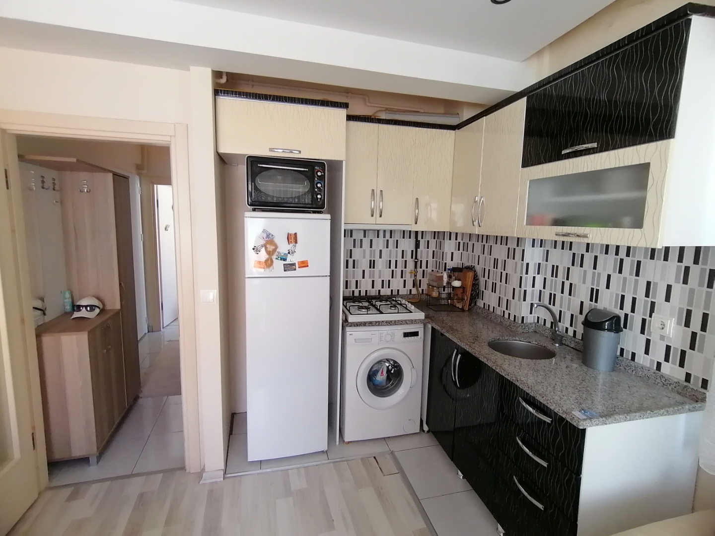 ÇANAKKALE BARBAROS MAH.FULL EŞYALI KİRALIK HOLLÜ 1+1 DAİRE - ÇANAKKALE MERKEZ BARBAROS MAHALLESİ - undefined undefined - Thumbnail