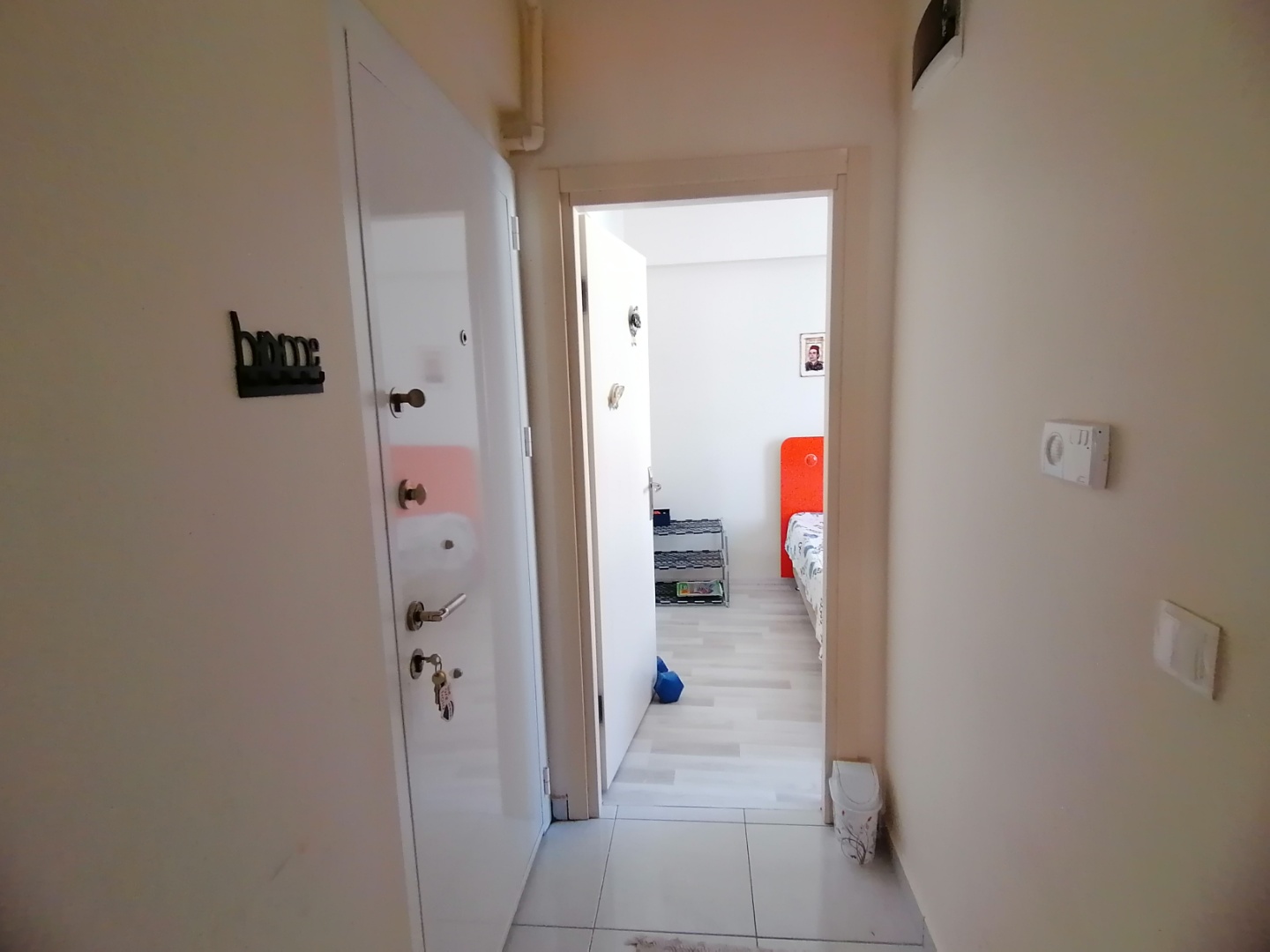 ÇANAKKALE BARBAROS MAH.FULL EŞYALI KİRALIK HOLLÜ 1+1 DAİRE - ÇANAKKALE MERKEZ BARBAROS MAHALLESİ - undefined undefined - Thumbnail