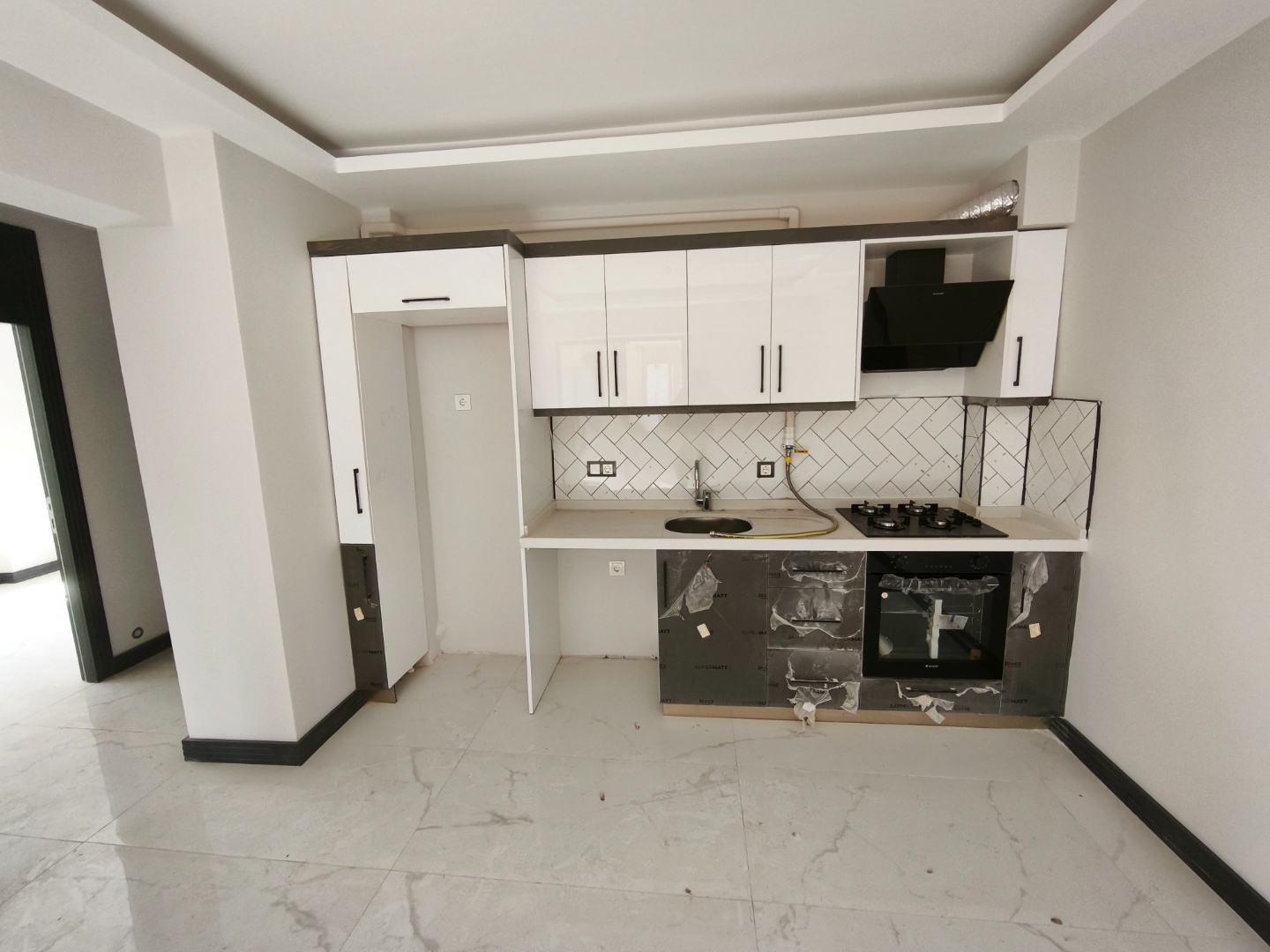 ÇANAKKALE BARBAROS MAHALLESİ ASİLKENT SİTESİNDE 1+1 SATILIK DAİRE - ÇANAKKALE MERKEZ BARBAROS MAHALLESİ - undefined undefined - Thumbnail