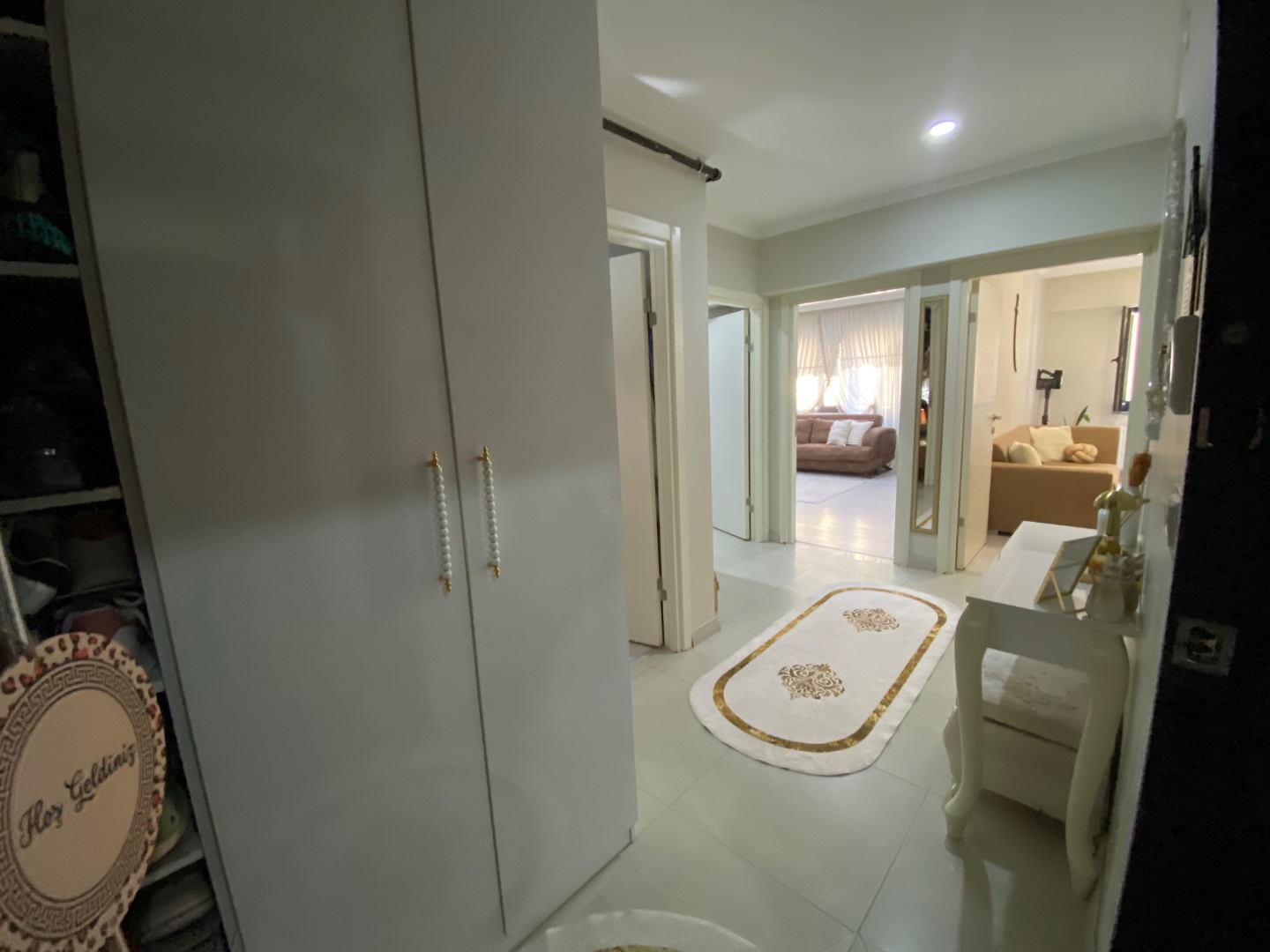 ÇANAKKALE KEPEZ KOLİN OTEL BÖLGESİ SATILIK AYRI MUTFAKLI 2+1 - ÇANAKKALE MERKEZ KEPEZ BELDESİ, BOĞAZKENT MAHALLESİ - undefined undefined - Thumbnail