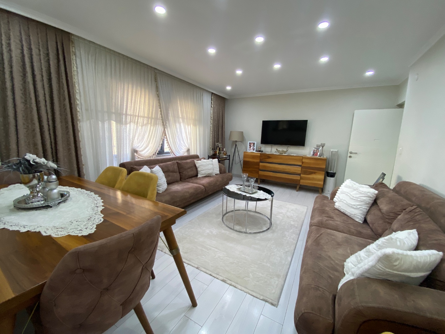 ÇANAKKALE KEPEZ KOLİN OTEL BÖLGESİ SATILIK AYRI MUTFAKLI 2+1 - ÇANAKKALE MERKEZ KEPEZ BELDESİ, BOĞAZKENT MAHALLESİ - undefined undefined - Thumbnail