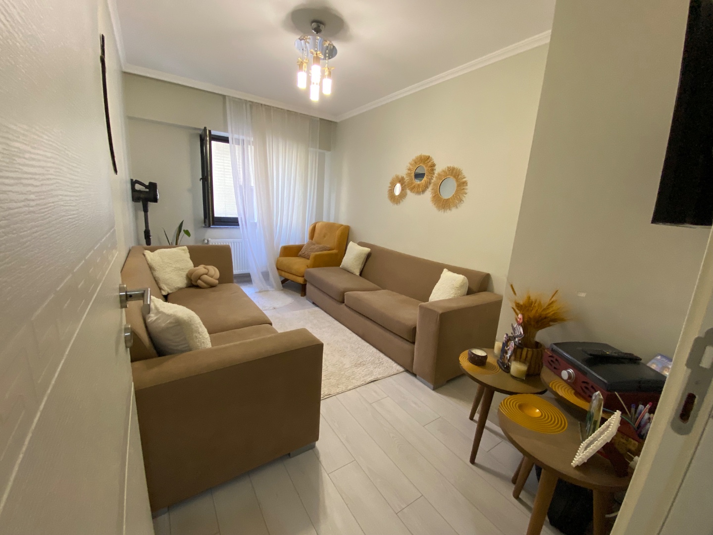 ÇANAKKALE KEPEZ KOLİN OTEL BÖLGESİ SATILIK AYRI MUTFAKLI 2+1 - ÇANAKKALE MERKEZ KEPEZ BELDESİ, BOĞAZKENT MAHALLESİ - undefined undefined - Thumbnail