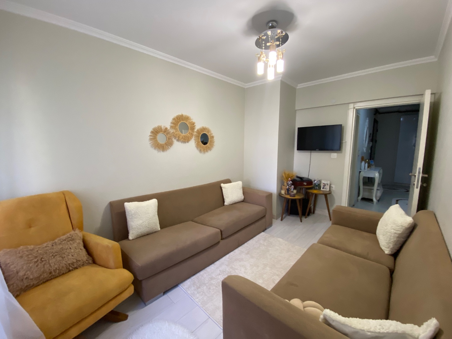 ÇANAKKALE KEPEZ KOLİN OTEL BÖLGESİ SATILIK AYRI MUTFAKLI 2+1 - ÇANAKKALE MERKEZ KEPEZ BELDESİ, BOĞAZKENT MAHALLESİ - undefined undefined - Thumbnail