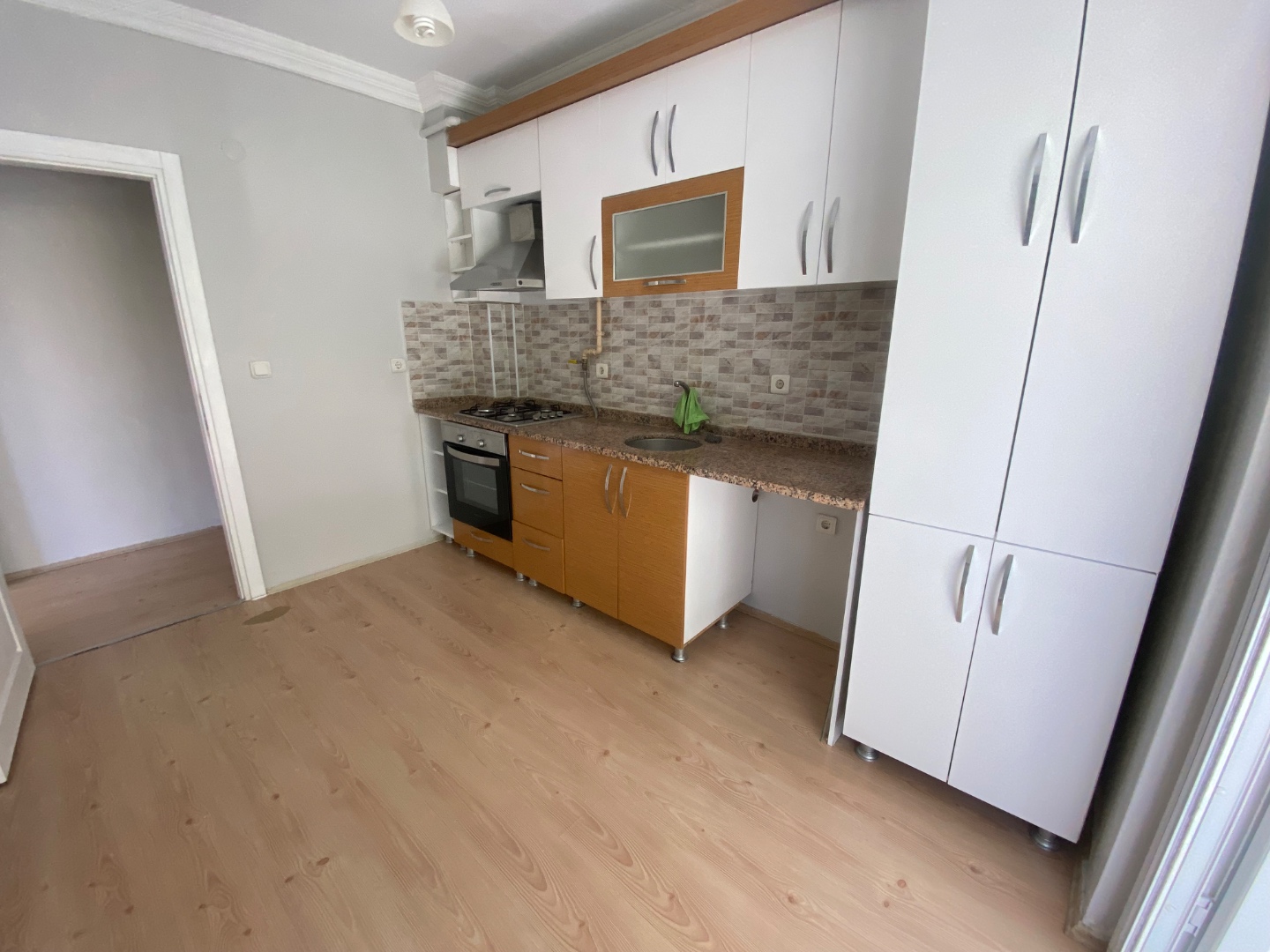 Çanakkale Kepez de Kapalı Mutfaklı Kiralık 2+1 - ÇANAKKALE MERKEZ KEPEZ BELDESİ, CUMHURİYET MAHALLESİ - undefined undefined - Thumbnail