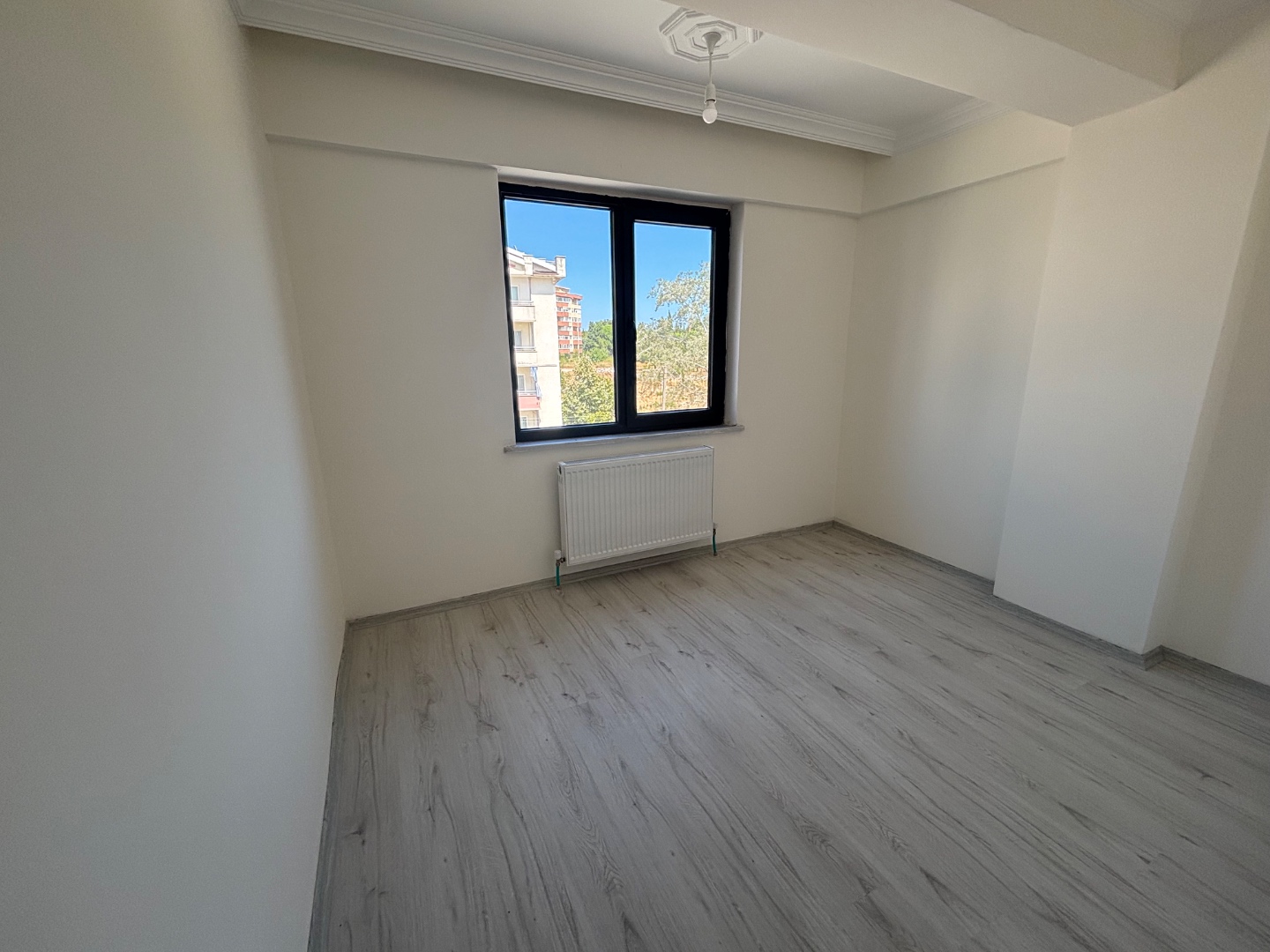 GELİBOLU HAMZAKOY'DA SAHİLE YAKIN SIFIR 2+1 SATILIK DAİRE - ÇANAKKALE GELİBOLU YAZICIZADE MAHALLESİ - undefined undefined - Thumbnail