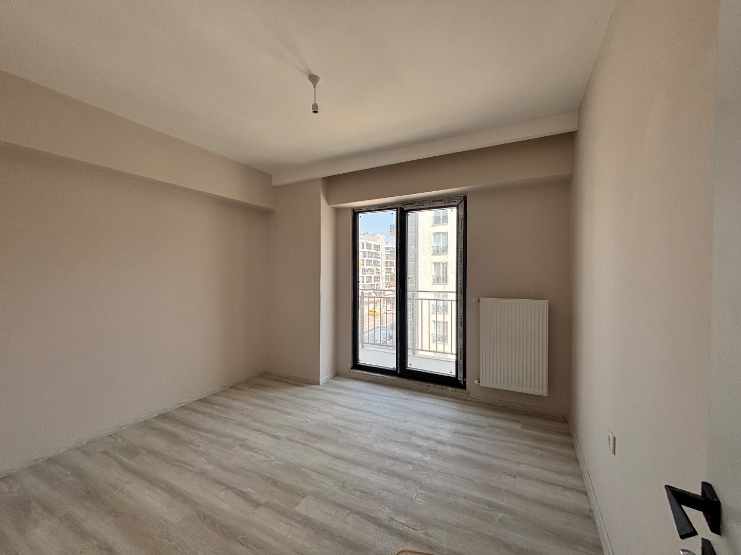 ÇANAKKALE MERKEZ KAPALI MUTFAK EBEVEYN BANYOLU 2+1 SATILIK DAİRE - ÇANAKKALE MERKEZ ARSLANCA MAHALLESİ - undefined undefined - Thumbnail