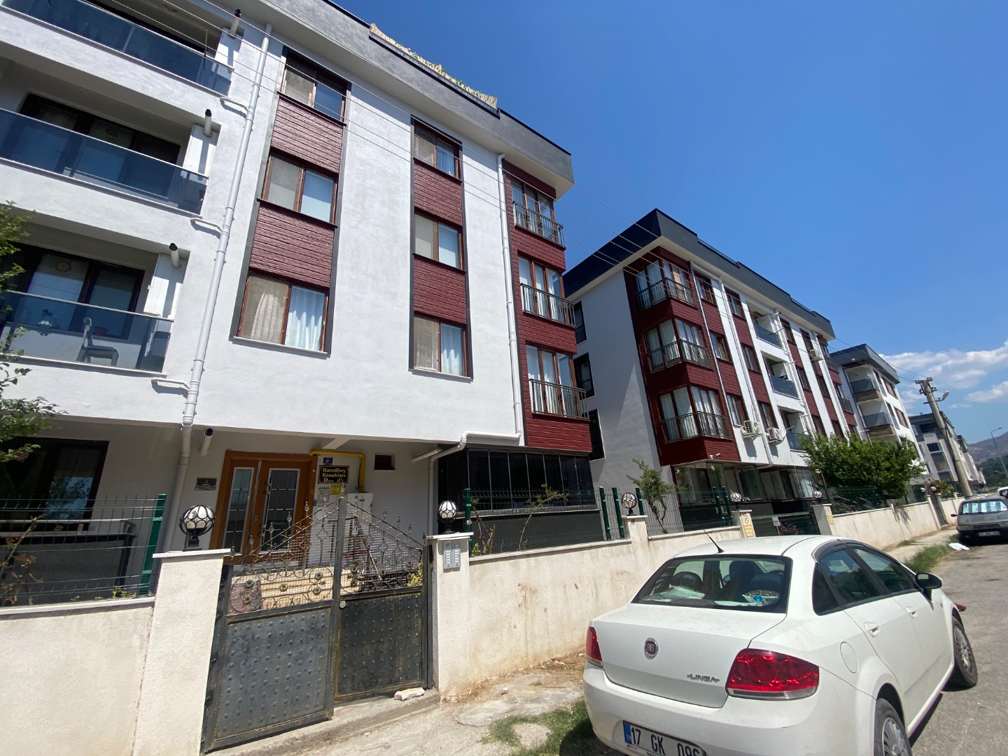 Çanakkale Barbaros Mahallesinde Site İçerisinde Geniş Satılık 1+1  - ÇANAKKALE MERKEZ BARBAROS MAHALLESİ - undefined undefined - Thumbnail