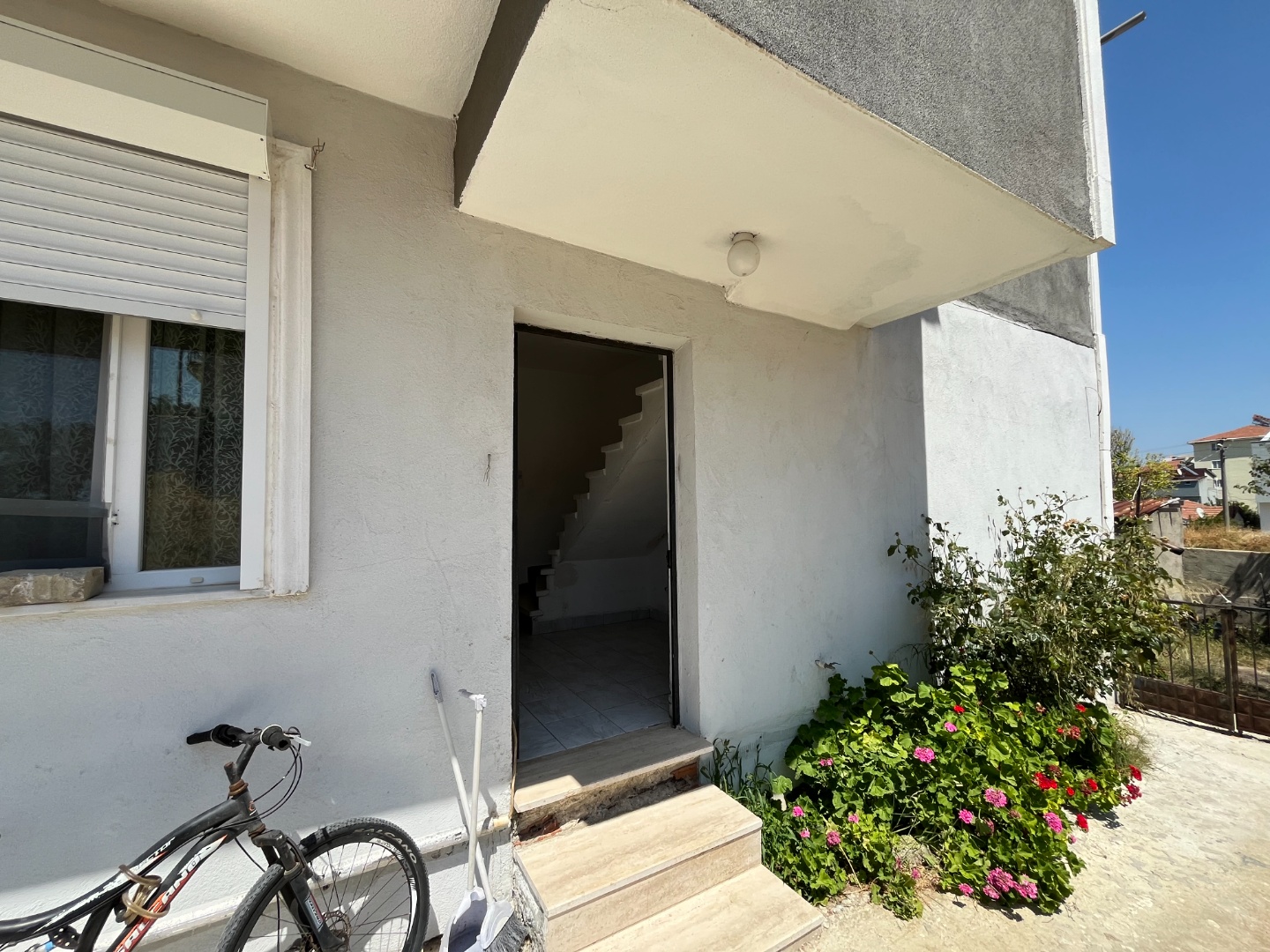 ÇANAKKALE ECEABAT’TA BOĞAZ MANZARALI 3+1 | NET 100 M² | İLAVE KAT AVANTAJI - ÇANAKKALE ECEABAT İSMETPAŞA MAHALLESİ - undefined undefined - Thumbnail