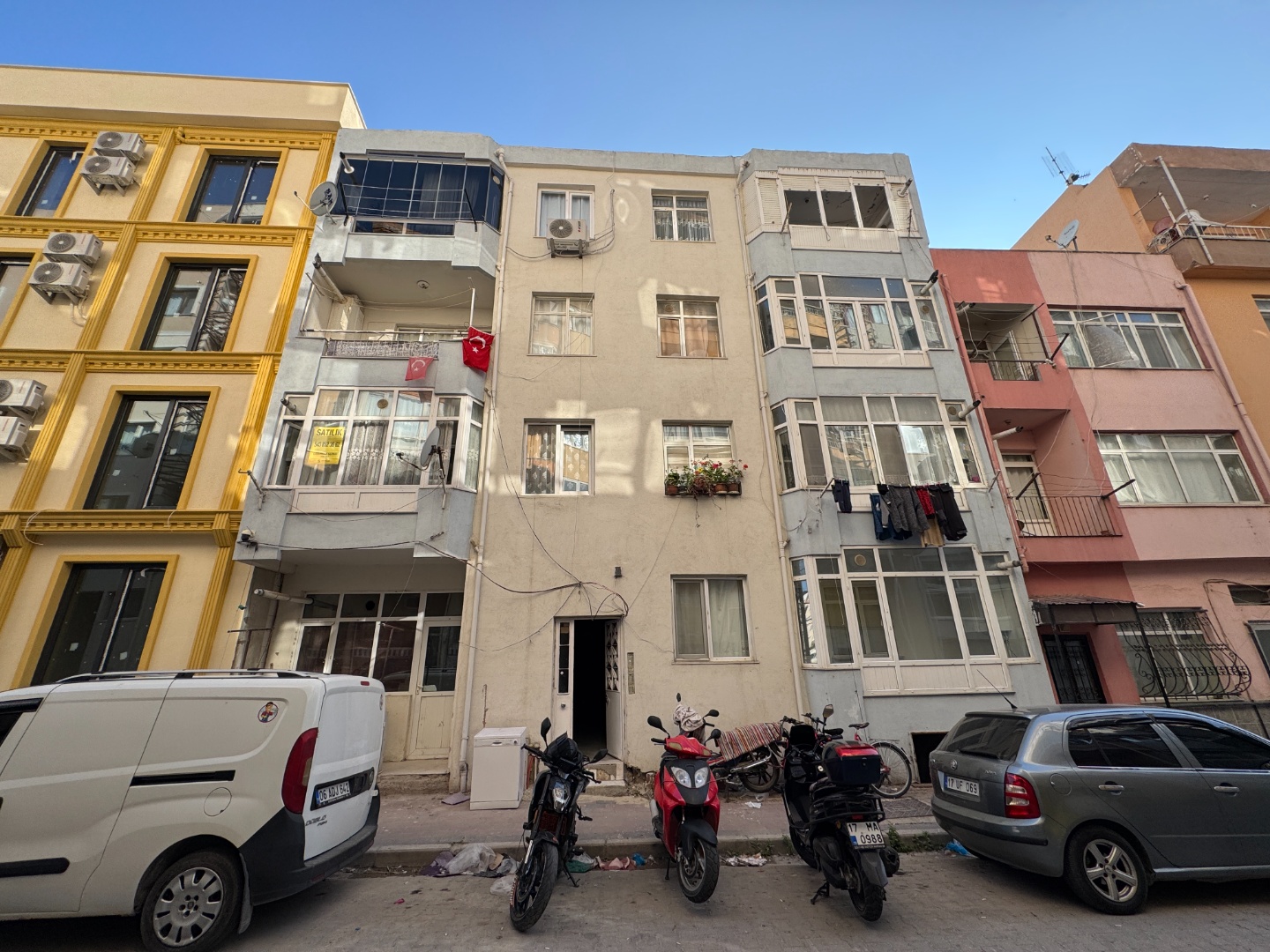 BARBAROS ATATÜRK CADDESİ ARKASI ARA KAT1 SATILIK 2+1 DAİRE ! - ÇANAKKALE MERKEZ BARBAROS MAHALLESİ - [object Object] [object Object]