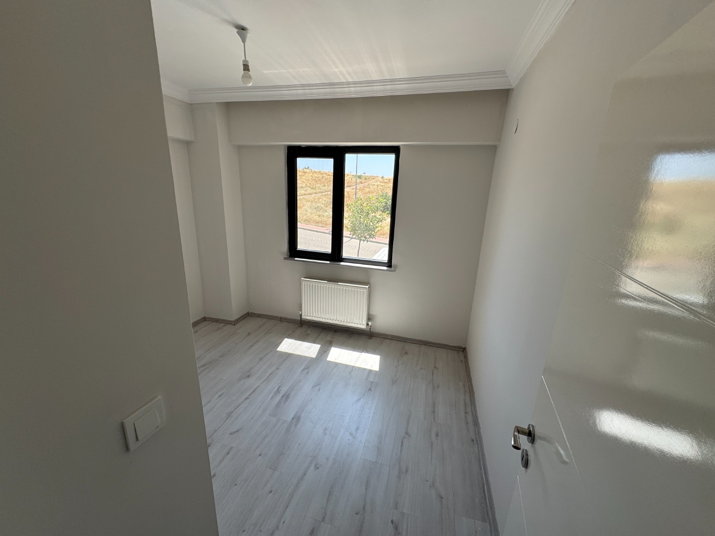 KEPEZ DEVLET HASTANESİ YAKINI ARA KAT BOYALI 1+1 BOŞ DAİRE ! - ÇANAKKALE MERKEZ KEPEZ BELDESİ, HAMİDİYE MAHALLESİ - undefined undefined - Thumbnail