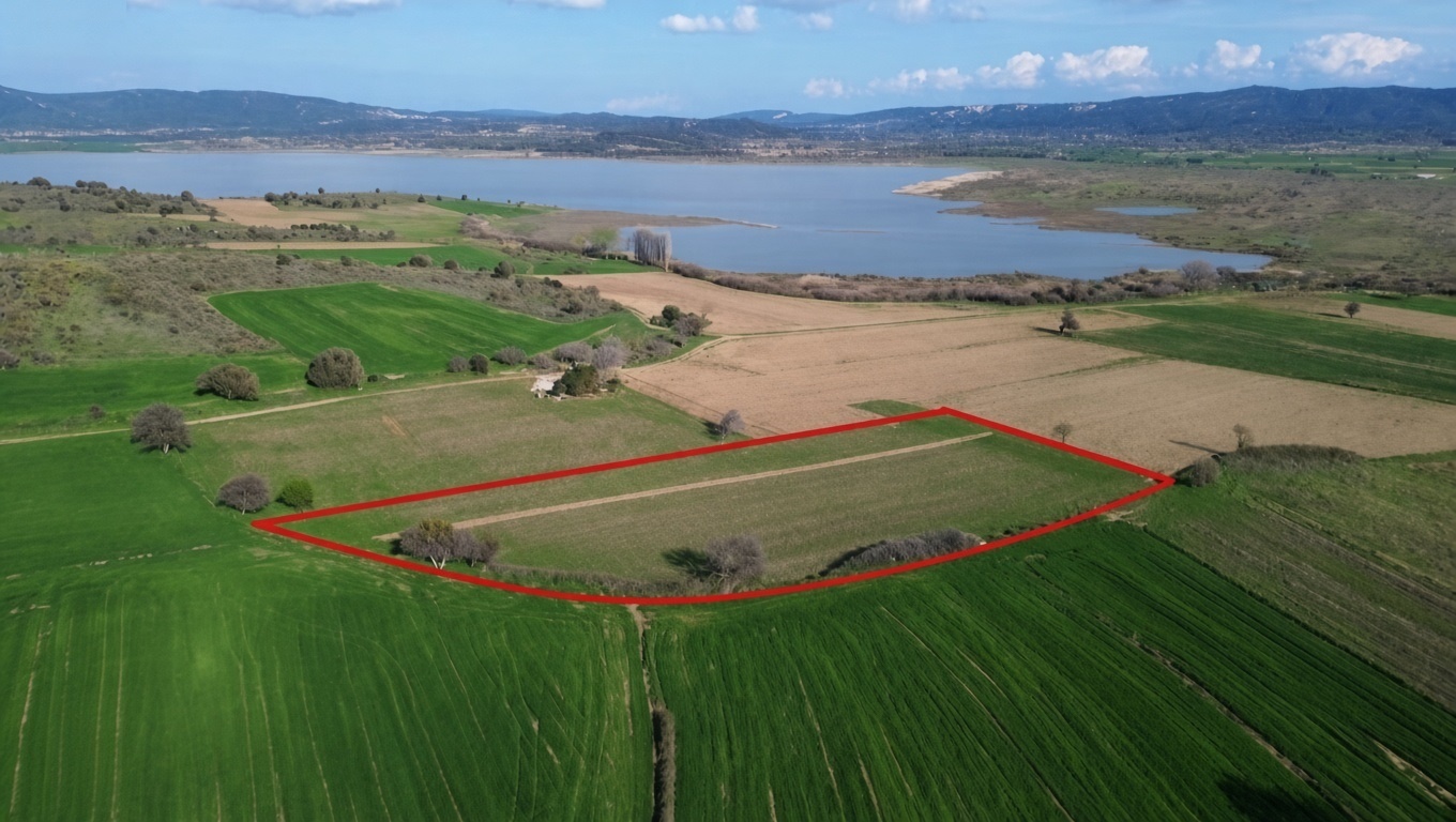 ECEABAT BÜYÜKANAFARTA KÖYÜNDE GÖLE YAKIN 5908 M2 SATILIK TARLA ! - ÇANAKKALE ECEABAT BÜYÜKANAFARTA KÖYÜ - undefined [object Object]