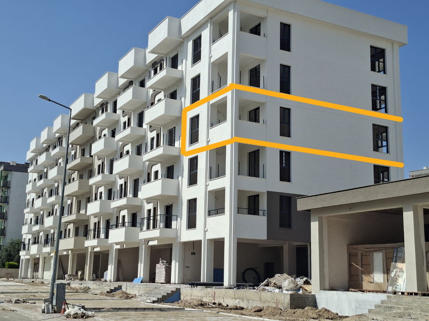 ÇANAKKALE HAMİDİYE' DE  HASTANEYE YAKIN  ÇİFT BALKONLU 2+1 SATILIK DAİRE - ÇANAKKALE MERKEZ KEPEZ BELDESİ, HAMİDİYE MAHALLESİ - undefined undefined - Thumbnail