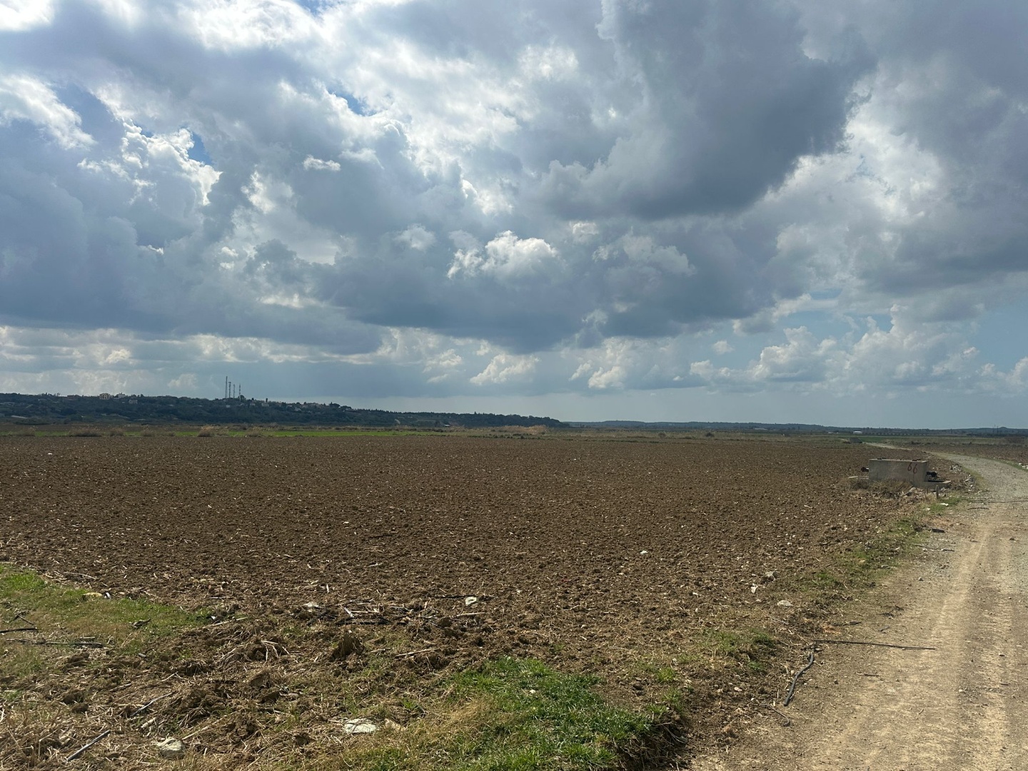 ÇANAKKALE MERKEZ HALİLELİ KÖYÜNDE SATILIK 12.262 M2 TARLA - ÇANAKKALE MERKEZ HALİLELİ KÖYÜ - undefined undefined - Thumbnail