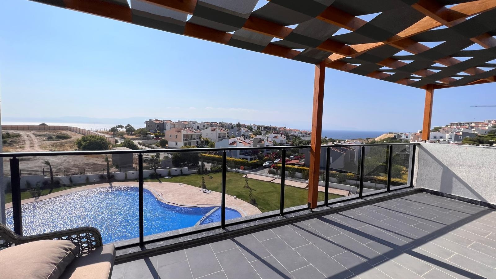 ÇEŞME AYASARANDA DENİZ MANZARALI GENİŞ TERASLI 2+1 - İZMİR ÇEŞME 16 EYLÜL MAHALLESİ - undefined undefined - Thumbnail