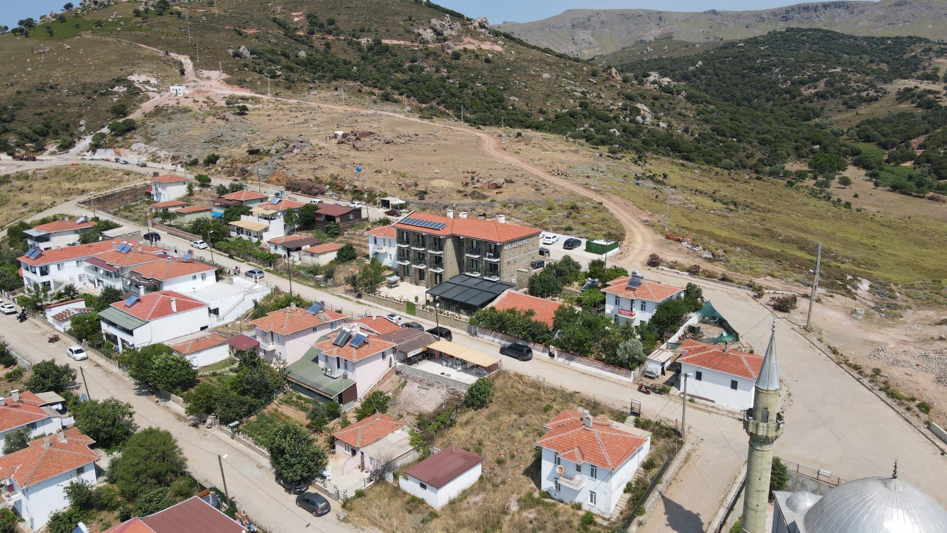 GÖKÇEADA EŞELEKTE SAHİLE YAKIN SATILIK 12 ODALI 3 YILDIZLI OTEL - ÇANAKKALE GÖKÇEADA EŞELEK KÖYÜ - undefined undefined - Thumbnail