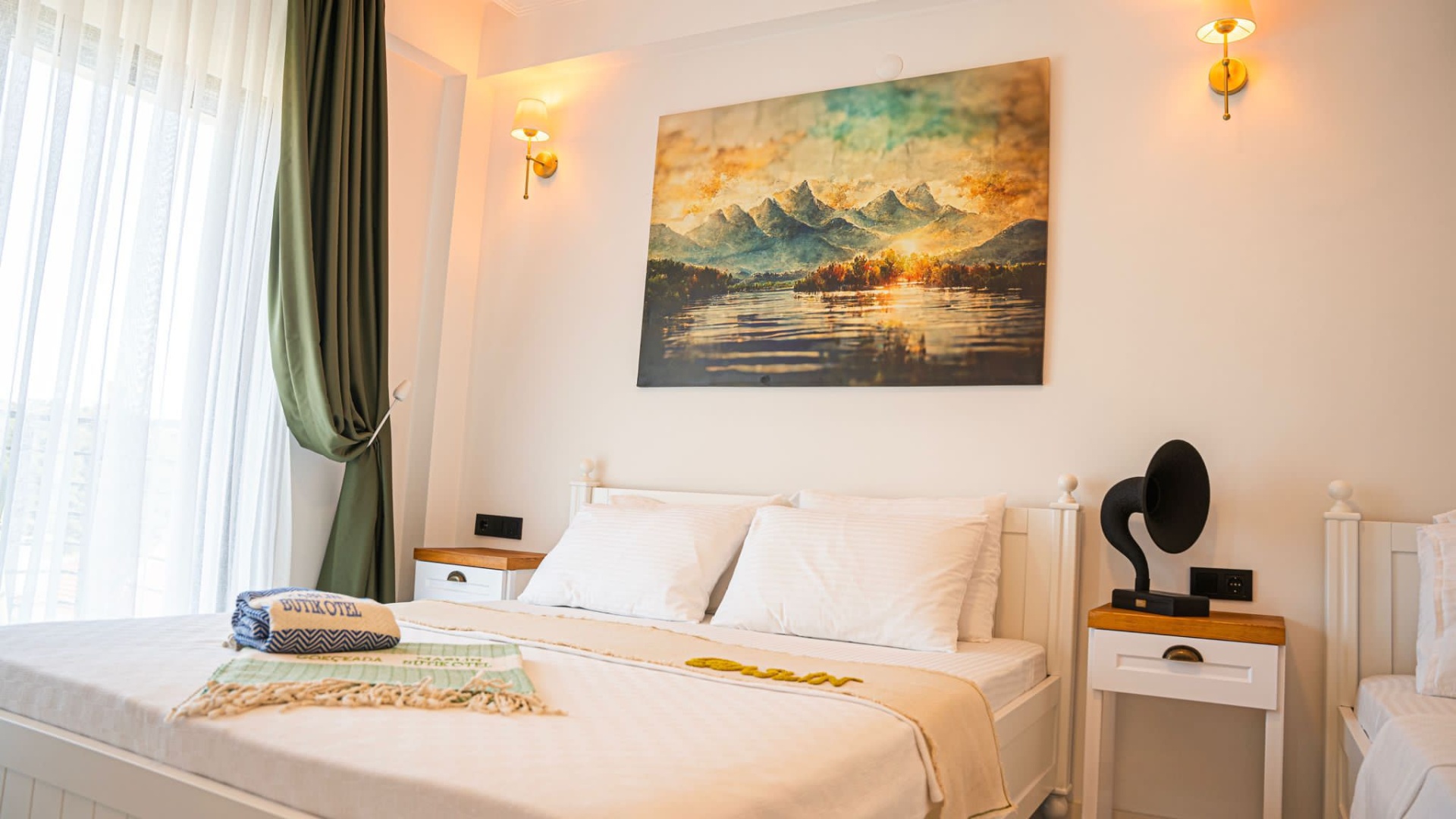 GÖKÇEADA EŞELEKTE SAHİLE YAKIN SATILIK 12 ODALI 3 YILDIZLI OTEL - ÇANAKKALE GÖKÇEADA EŞELEK KÖYÜ - undefined undefined - Thumbnail