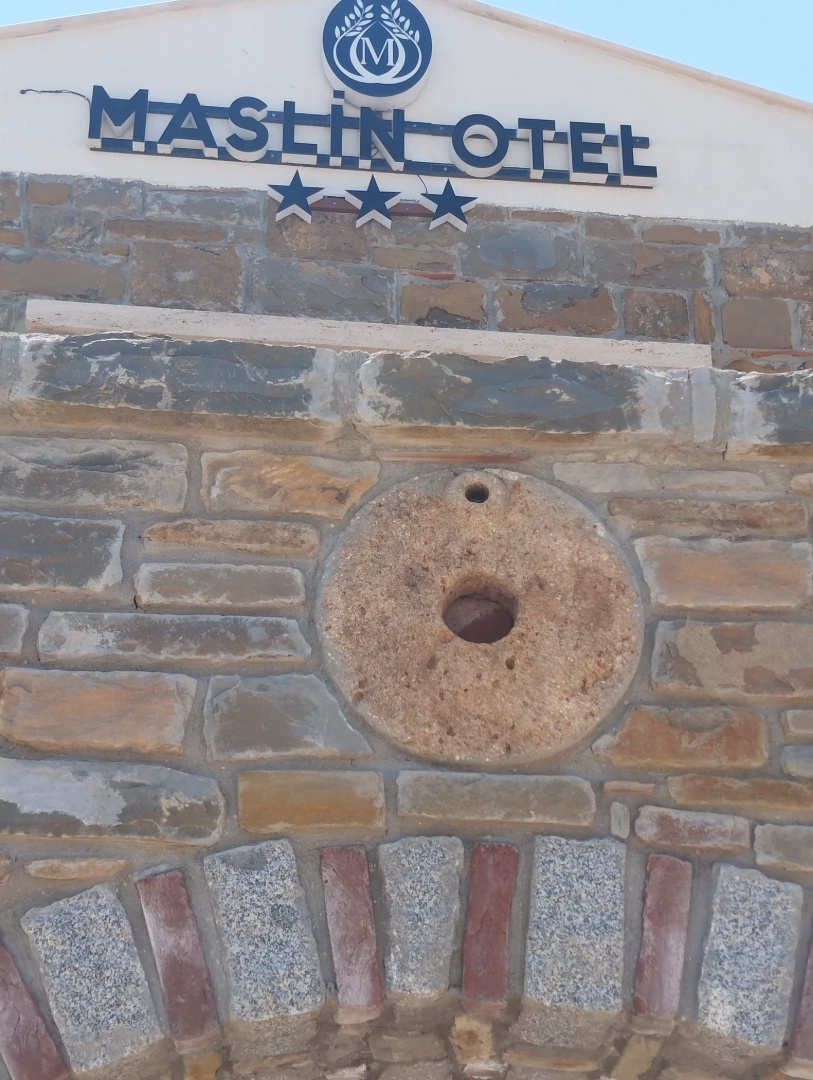 GÖKÇEADA EŞELEKTE SAHİLE YAKIN SATILIK 12 ODALI 3 YILDIZLI OTEL - ÇANAKKALE GÖKÇEADA EŞELEK KÖYÜ - undefined undefined - Thumbnail