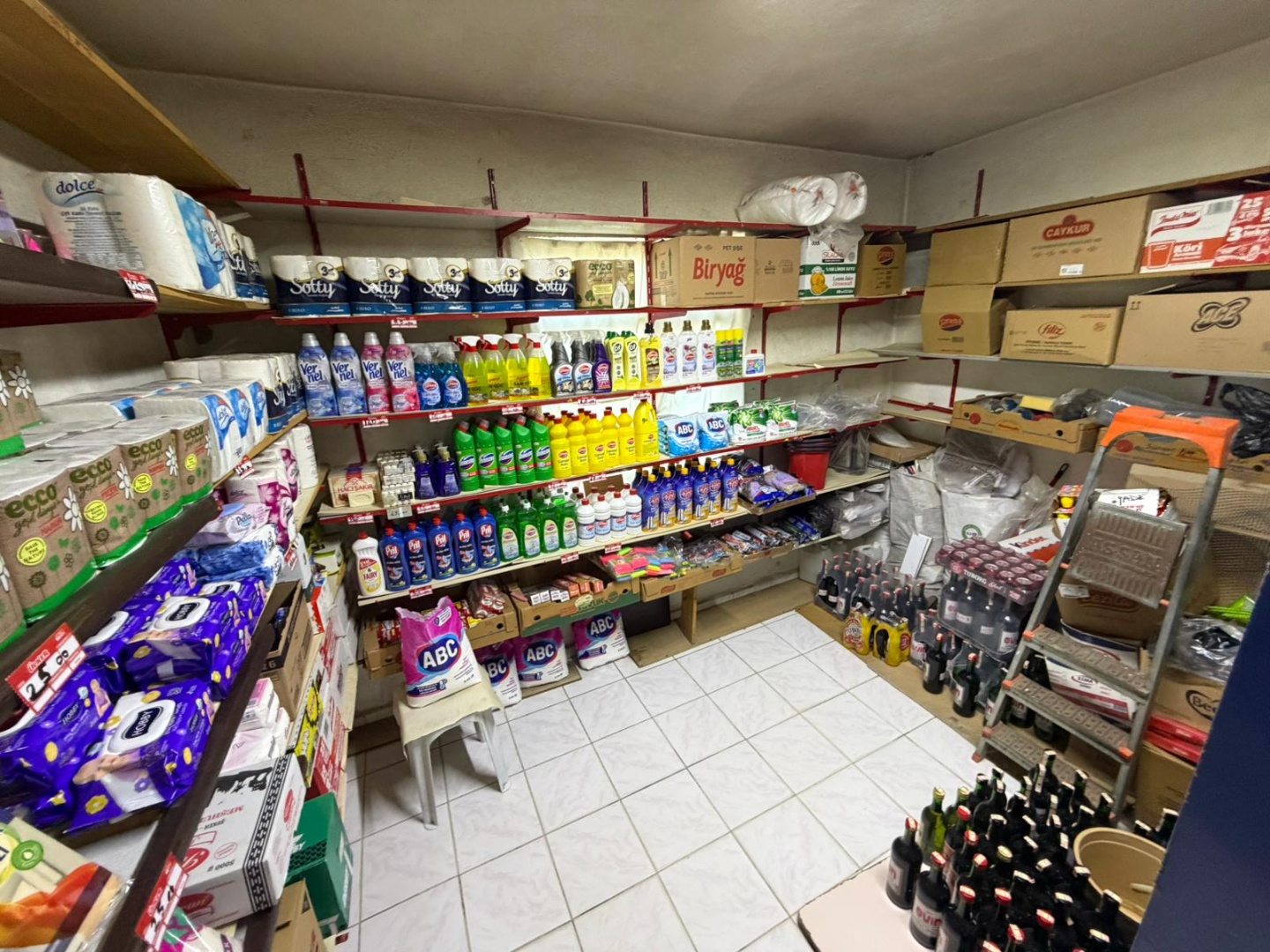 IŞIKLAR DÖRTYOL MAHALLESİNDE DEVREN KİRALIK 75 M2 MARKET-TEKEL ! - ÇANAKKALE MERKEZ IŞIKLAR KÖYÜ, DÖRTYOL MEVKİİ - undefined undefined - Thumbnail