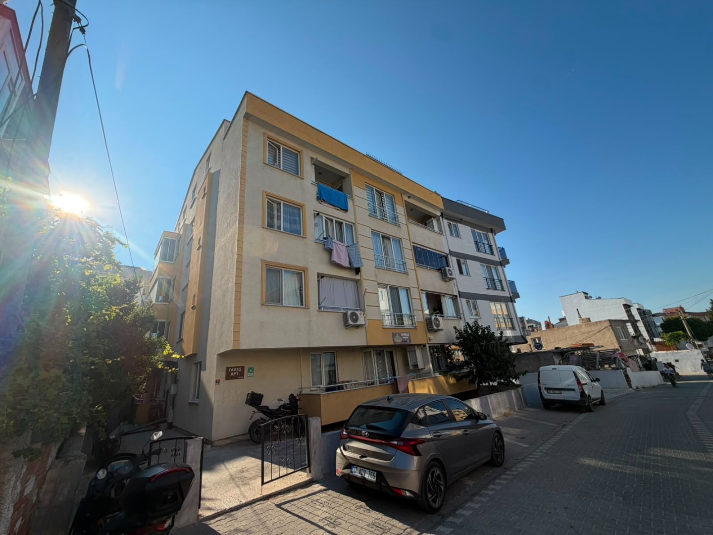 ÇANAKKALE KEPEZ MERKEZDE 2+1 KAPALI MUTFAKLI SATILIK DAİRE !