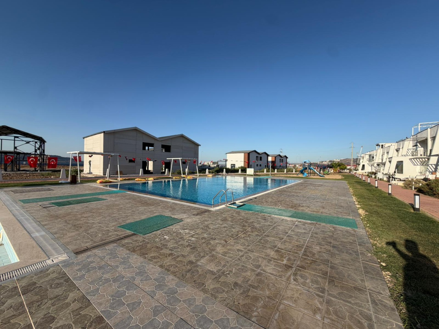 KEPEZ PORTO MARE 1'DE 2+1 DUBLEKS VE TERASLI KİRALIK VİLLA ! - ÇANAKKALE MERKEZ KEPEZ BELDESİ, BOĞAZKENT MAHALLESİ - undefined undefined - Thumbnail