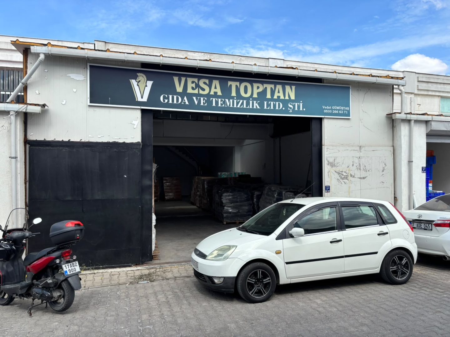ÇANAKKALE KÜÇÜK SANAYİ SİTESI MY STORE İŞ MERKEZİNDE 220 m2 SATILIK DÜKKAN - ÇANAKKALE MERKEZ İSMETPAŞA MAHALLESİ - undefined undefined - Thumbnail