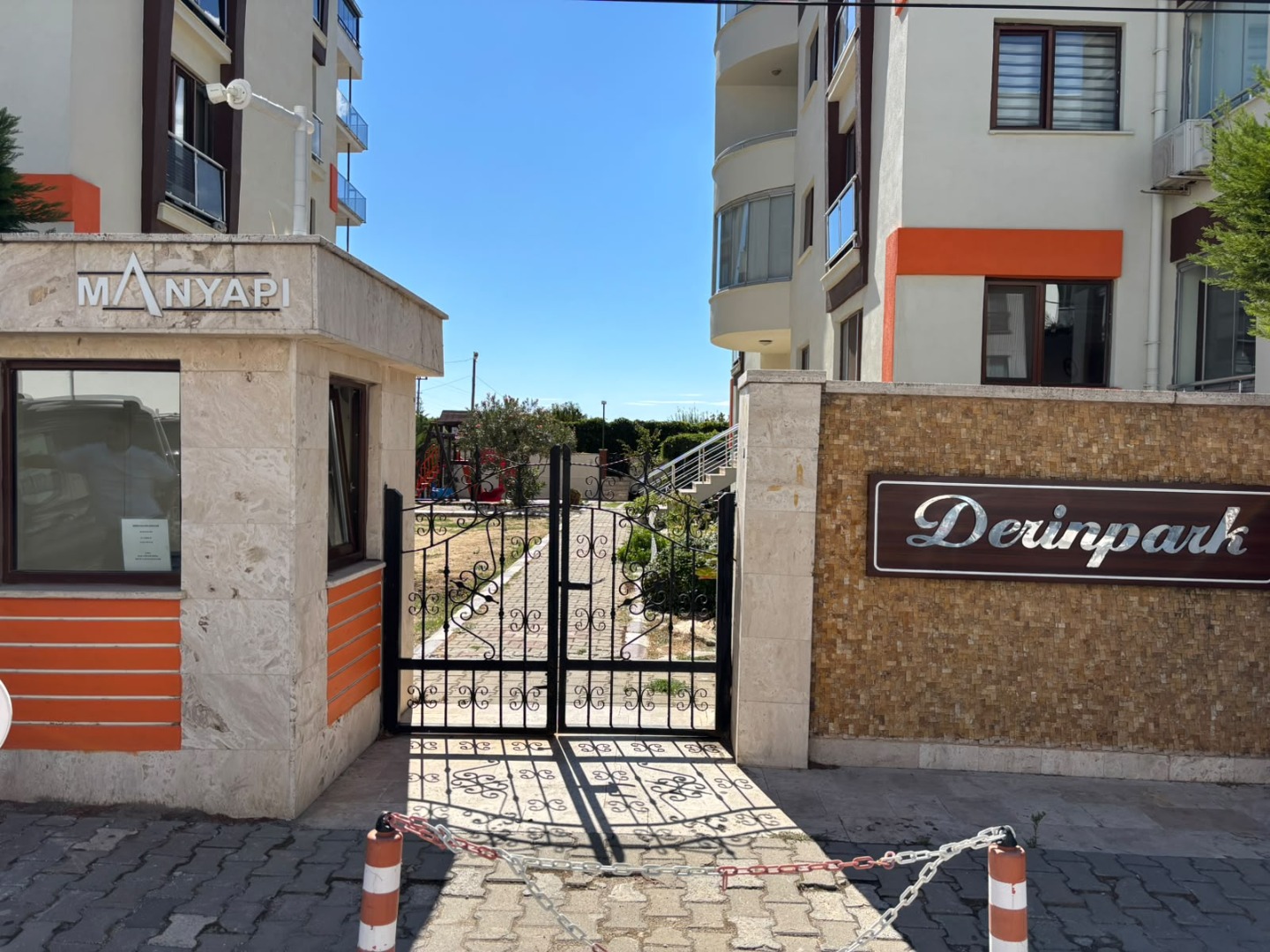 KEPEZ'DE PRESTİJLİ SİTEDE 187 M2 BOĞAZ MANZARALI DUBLEKS 4+1 - ÇANAKKALE MERKEZ KEPEZ BELDESİ, CUMHURİYET MAHALLESİ - undefined undefined - Thumbnail