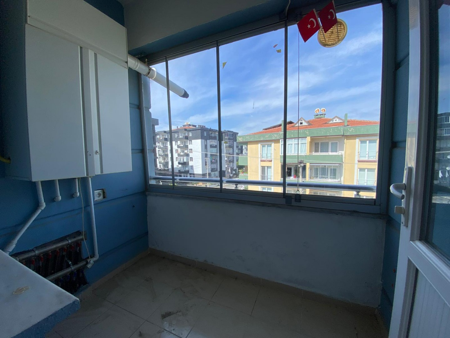 ÇANAKKALE BARBAROS MAHALLESİ'NDE 3+1 KAPALI MUTFAK KİRALIK DAİRE - ÇANAKKALE MERKEZ BARBAROS MAHALLESİ - undefined undefined - Thumbnail